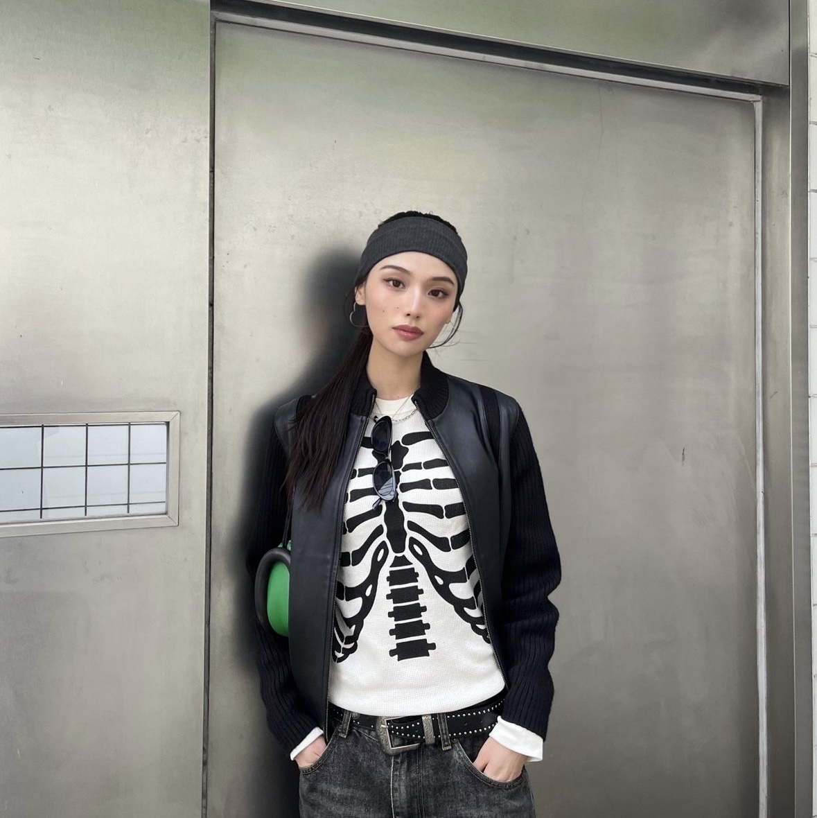 Supreme Hanes Bones Thermal Crew Natural (1 Pack) 착용 스타일
