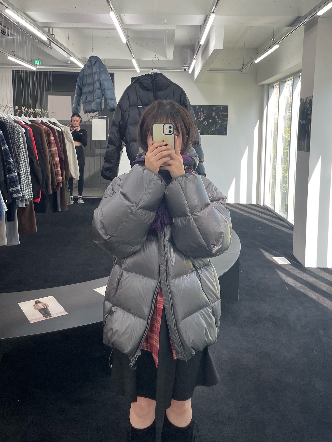 Thevinylhouse Hooded Duck Down Jacket Black, Thevinylhouse Hooded Duck Down Jacket Charcoal 착용 스타일