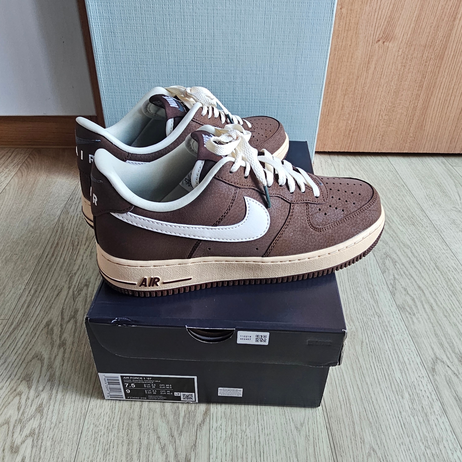 Nike Air Force 1 '07 Cacao Wow Coconut Milk 착용 스타일 - 5