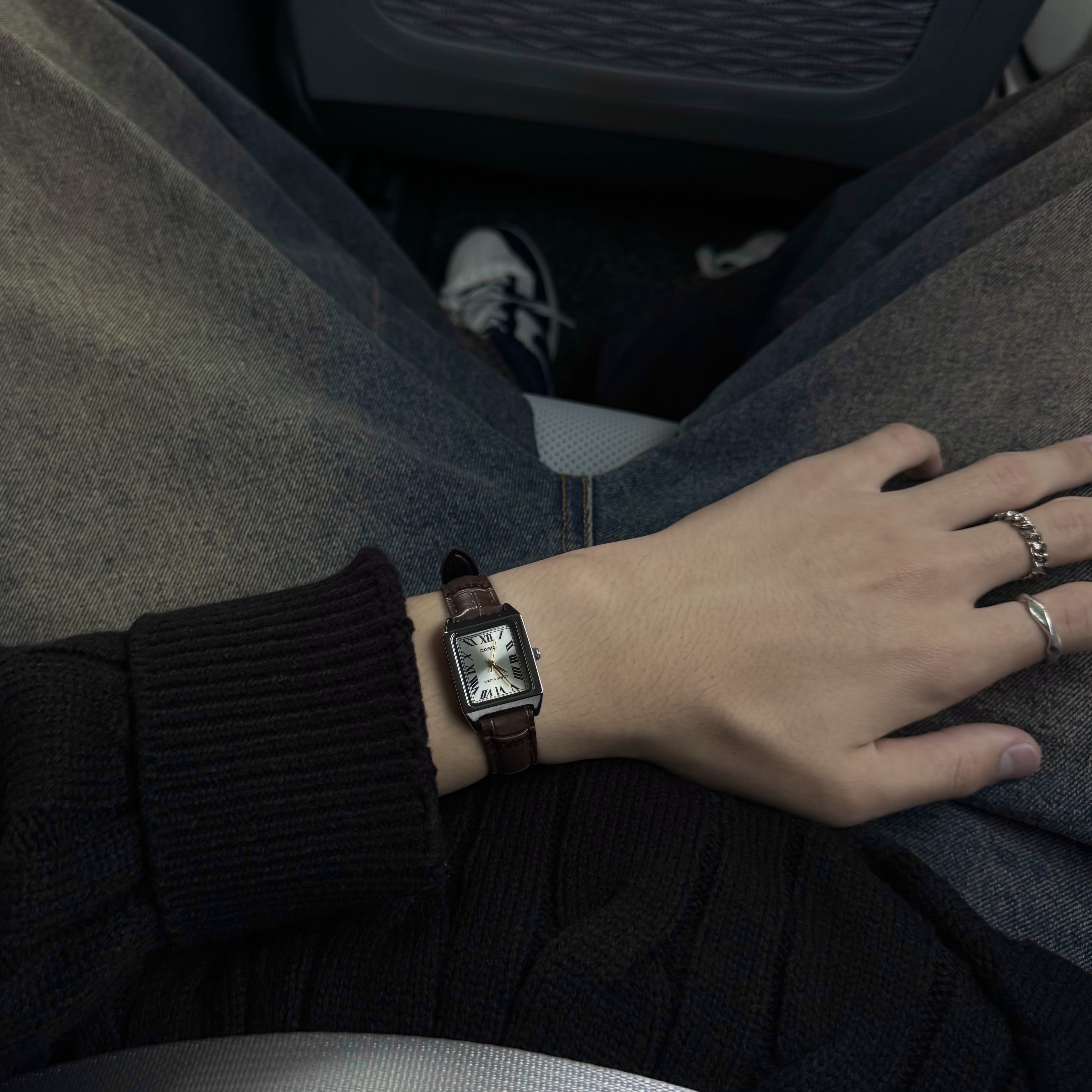 Casio LTP-V007L-9B 착용 스타일 - 3