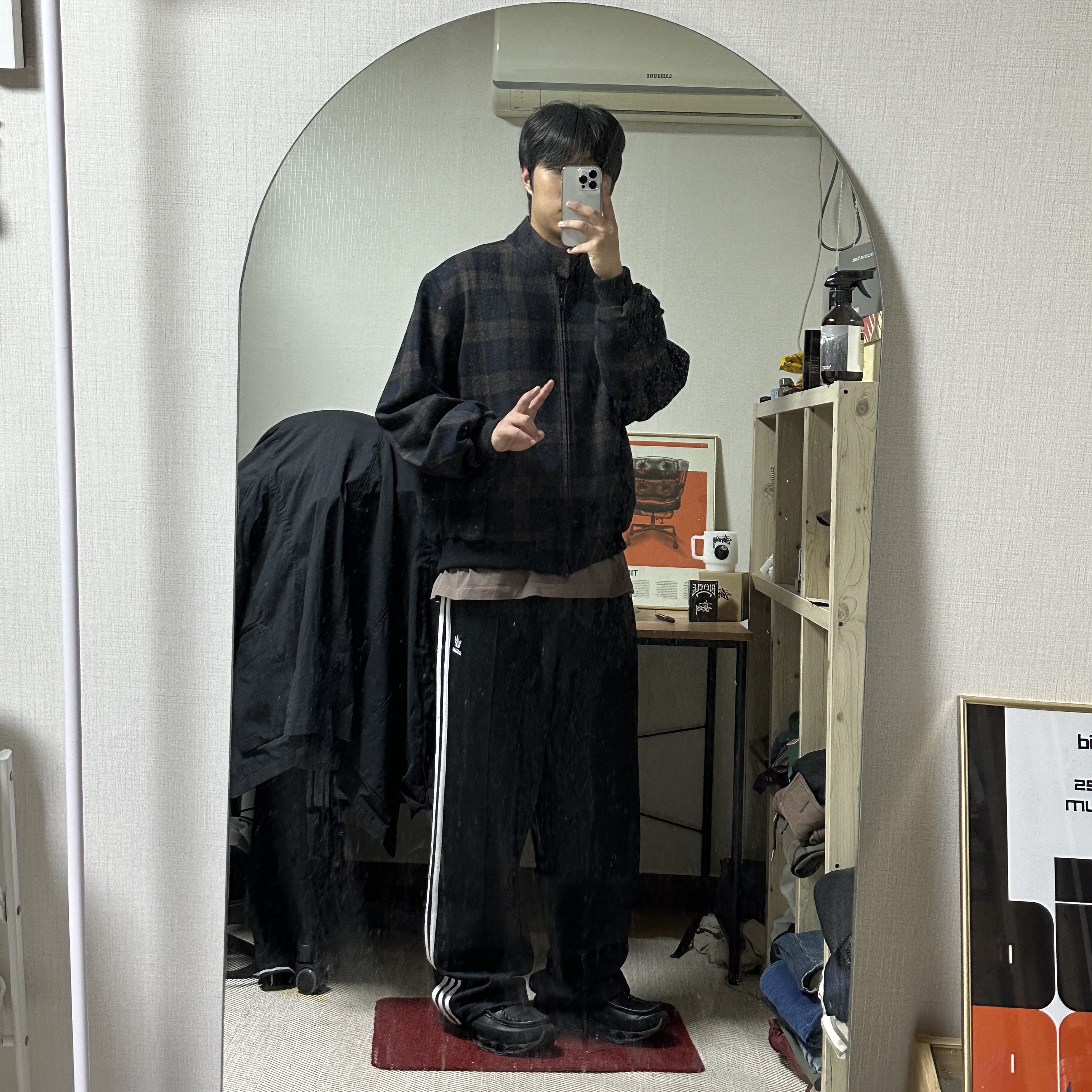 Adidas Adicolor Baggy Fit Firebird Track Pants Black - KR Sizing, Mizuno Wave Prophecy MOC Black 착용 스타일