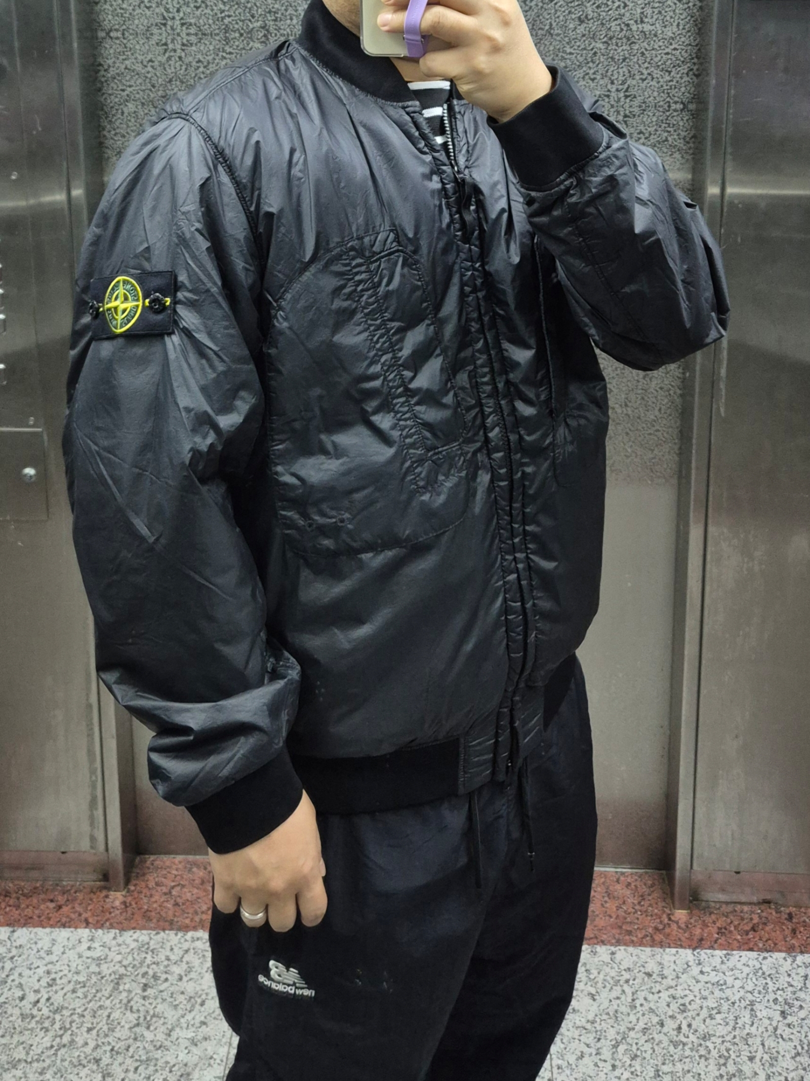 Stone Island 42125 Packable Garment Dyed Micro Yarn with Primaloft TC Jacket Black - 23SS 착용 스타일 - 1