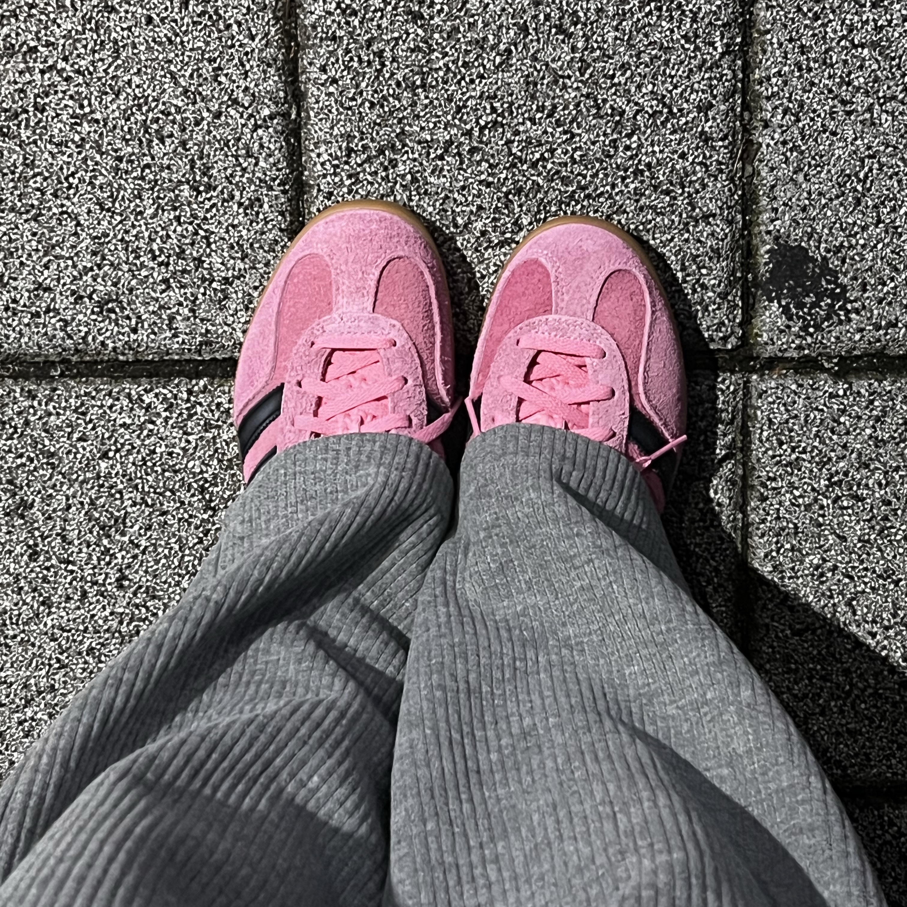 (W) Adidas Gazelle Indoor Bliss Pink 착용 스타일