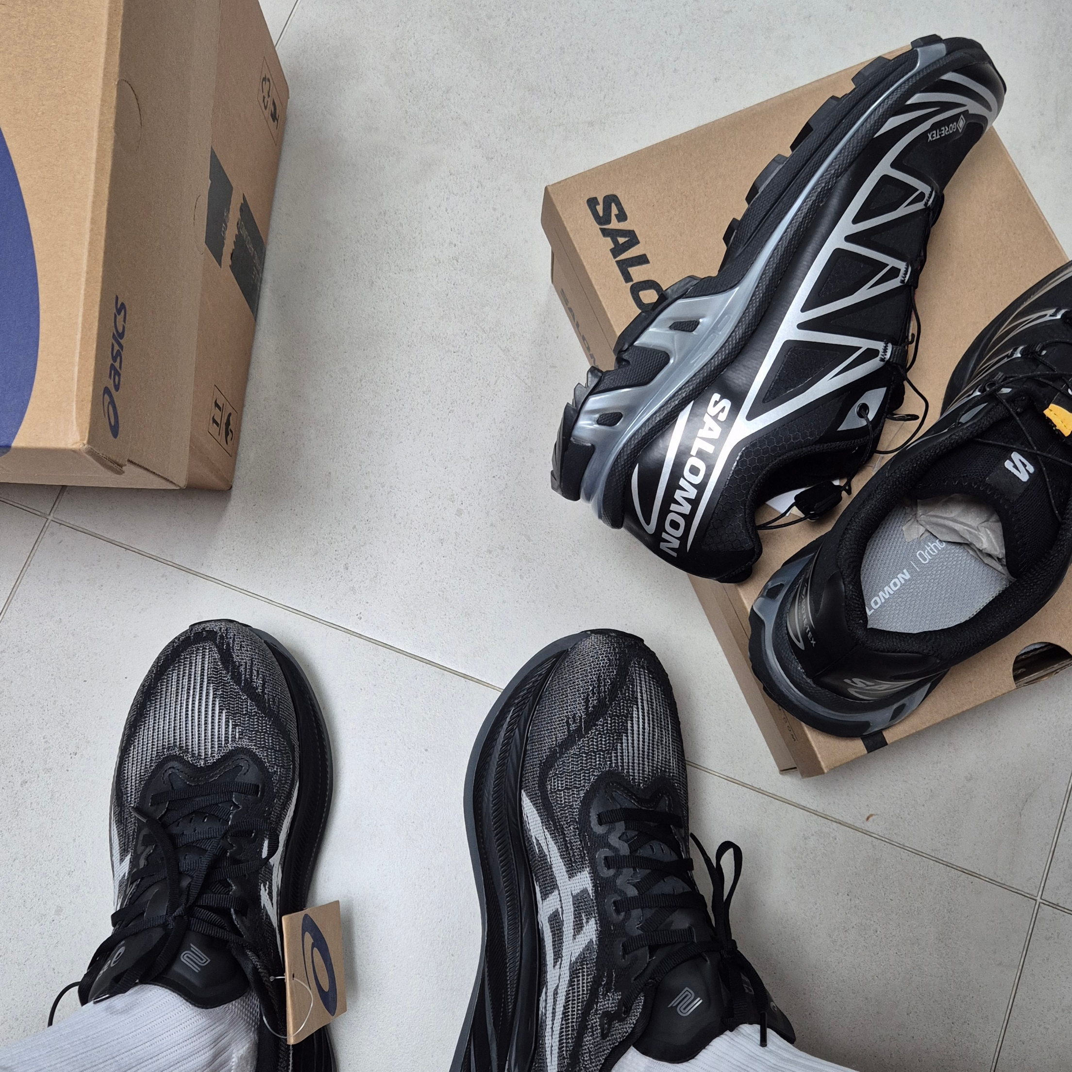 Asics Superblast 2 Black White 착용 스타일