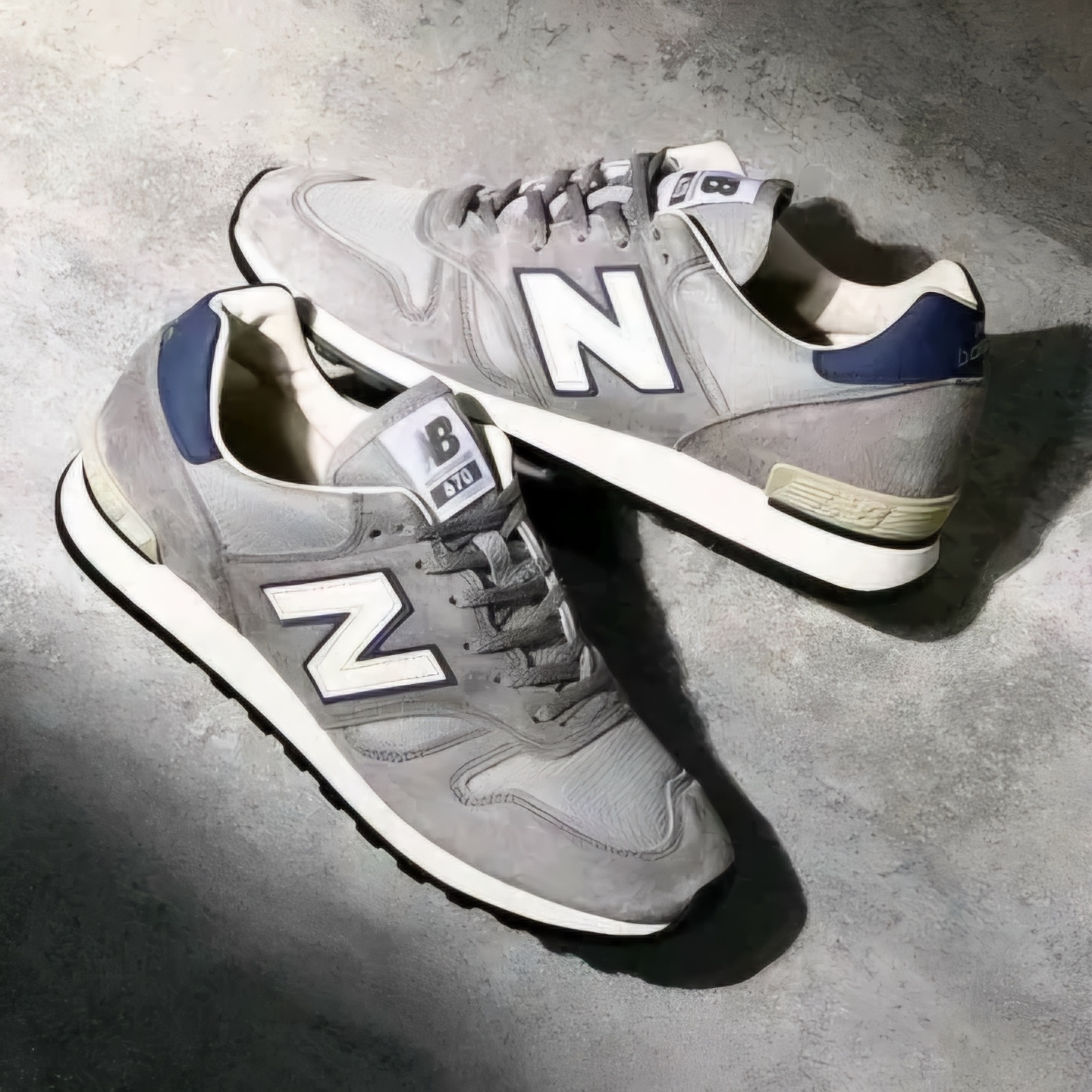 New Balance 670 Made in UK 40th Anniversary Grey, New Balance x Pottery 574 Premium Soft Grey 착용 스타일