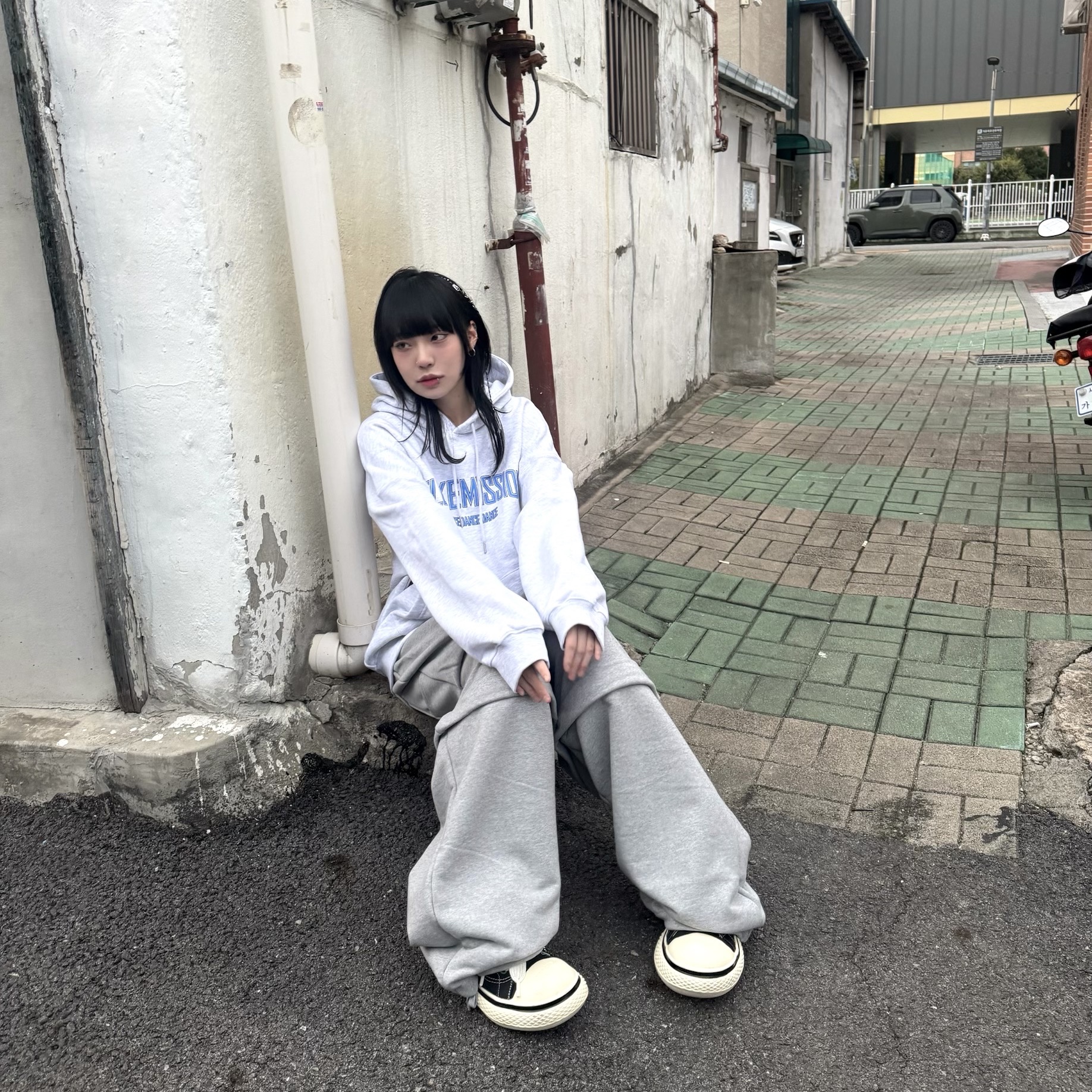 MJD Detachable Carpenter Sweat Pants Melange Grey 착용 스타일 - 4