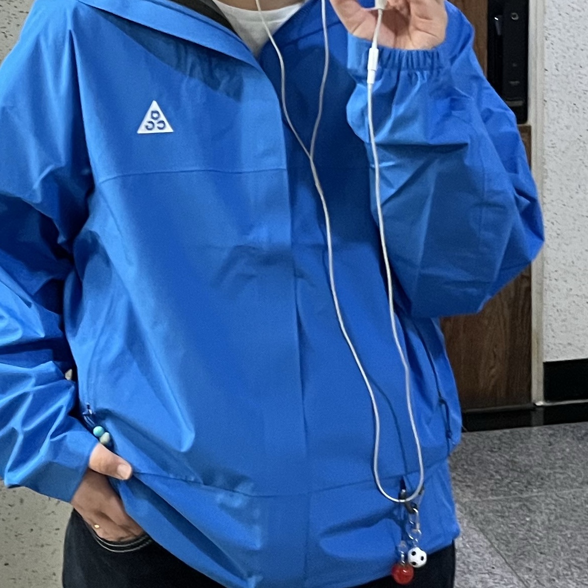 Nike ACG Storm-Fit ADV Cascade Rains Full Zip Jacket Light Photo Blue Summit White - Asia 착용 스타일 - 2
