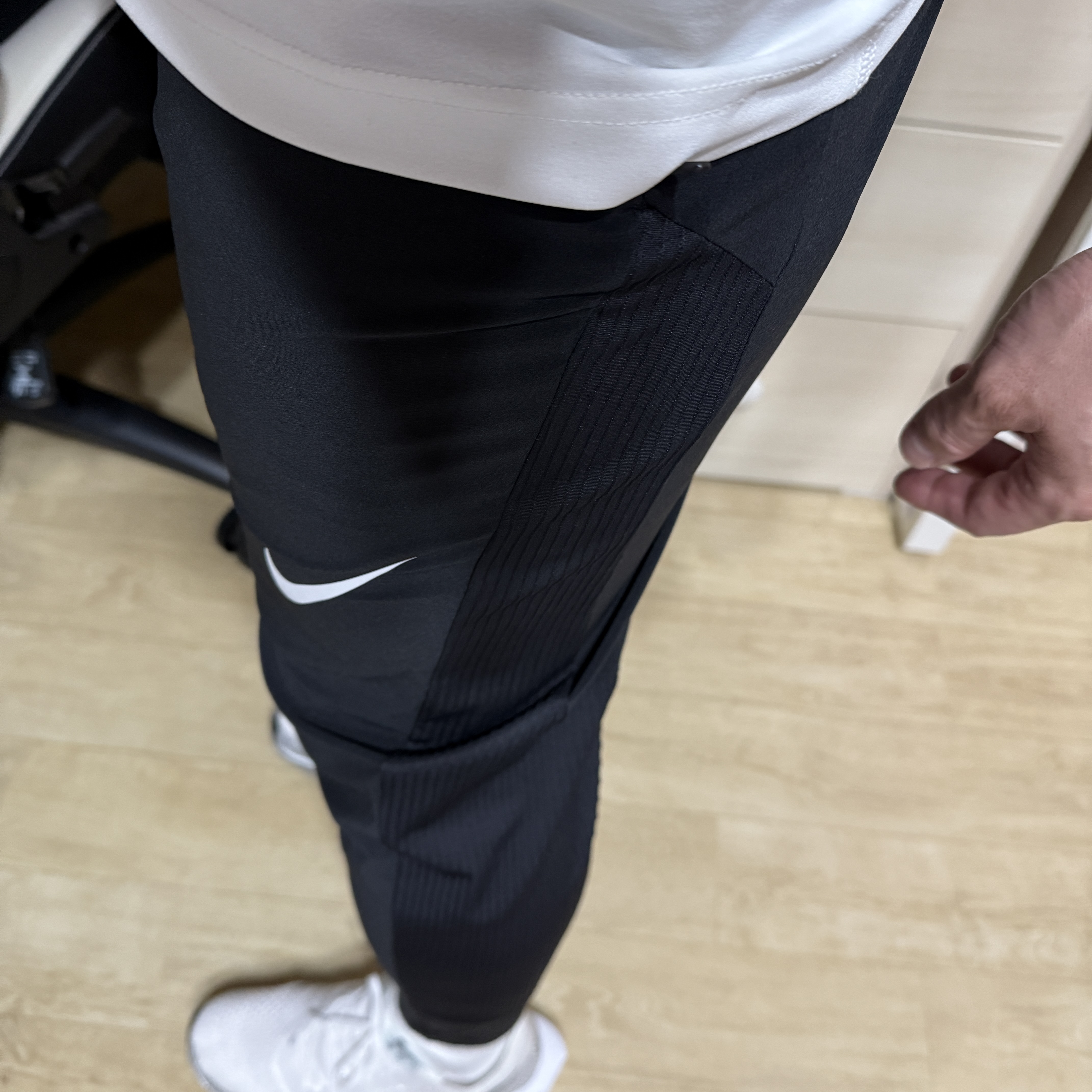 Nike ZoomX Vaporfly Next% 3 White Grey 착용 스타일 - 3