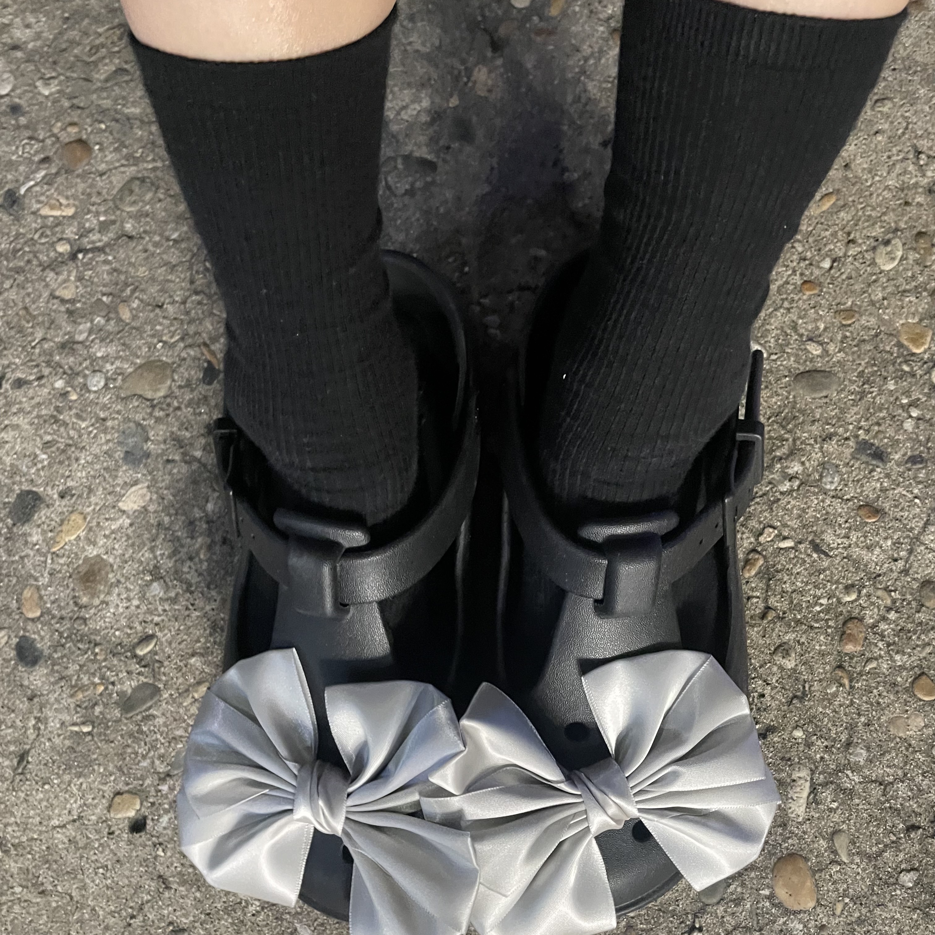 (W) Crocs Classic Mary Jane Clog Black 착용 스타일