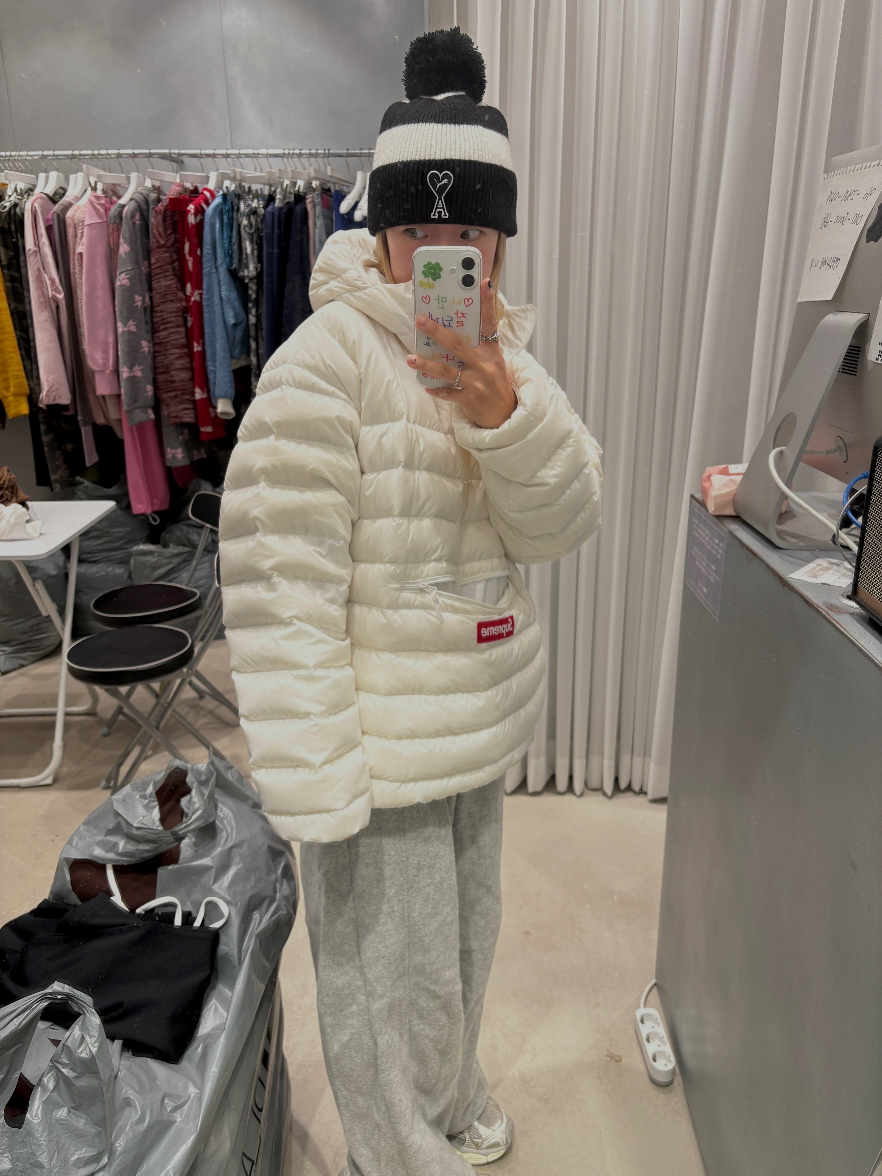 Puma x AMI Beanie Puma Black, Supreme Micro Down Half Zip Hooded Pullover White - 23FW 착용 스타일