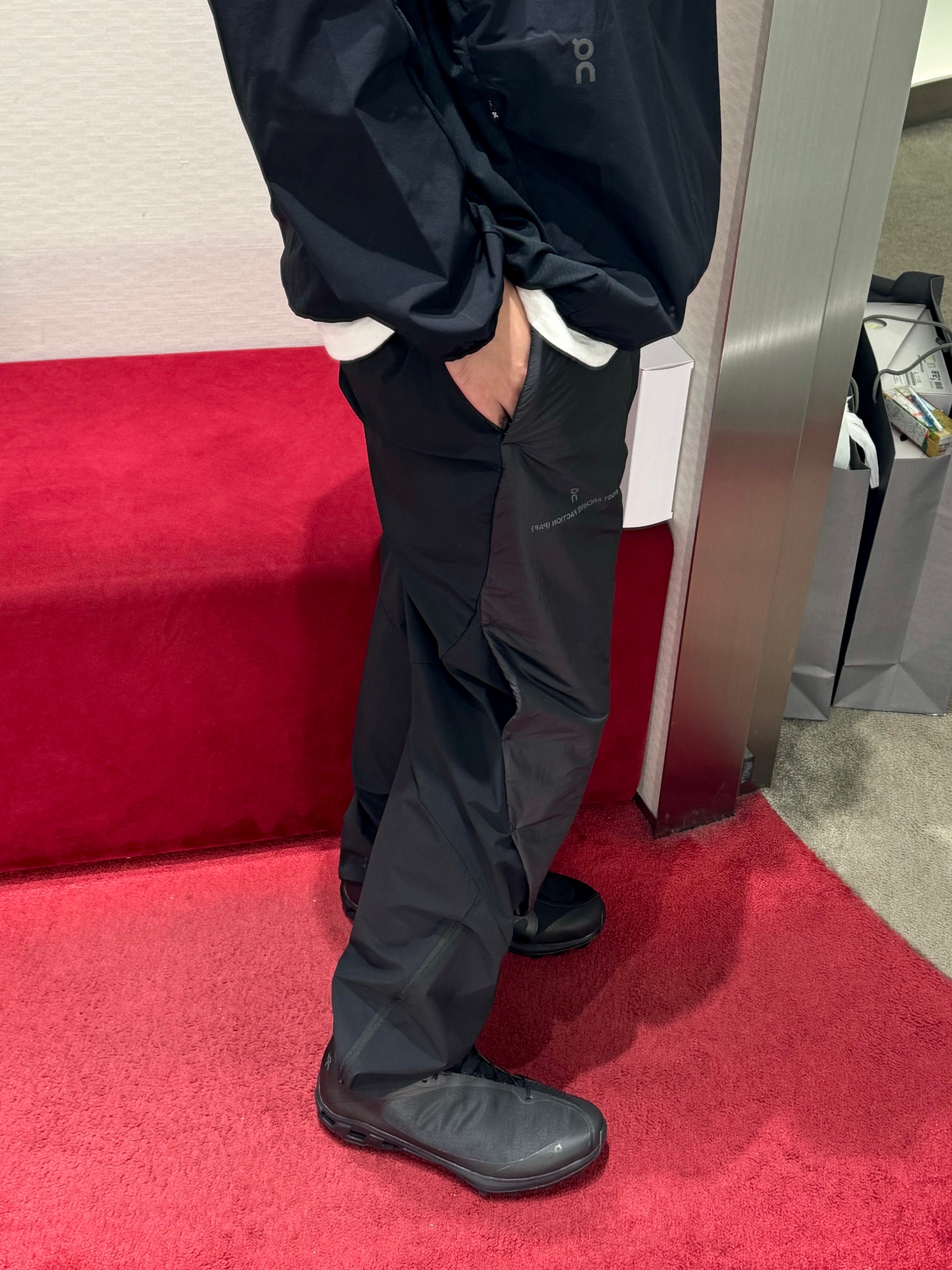 On Running x Post Archive Faction (Paf) Cloudventure Peak All Black, On Running x Post Archive Faction (PAF) Zero Pants Black 착용 스타일