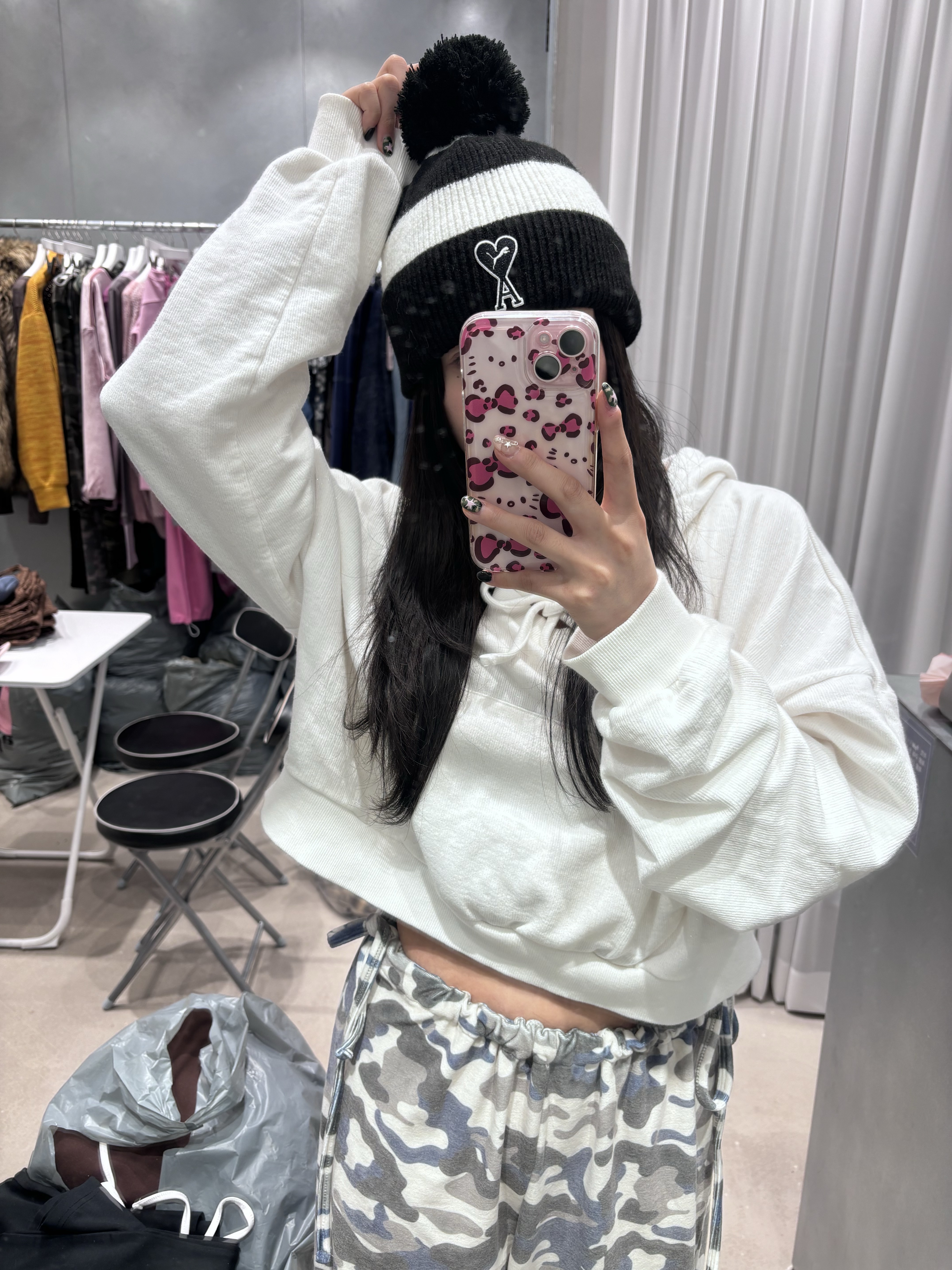 Puma x AMI Beanie Puma Black 착용 스타일