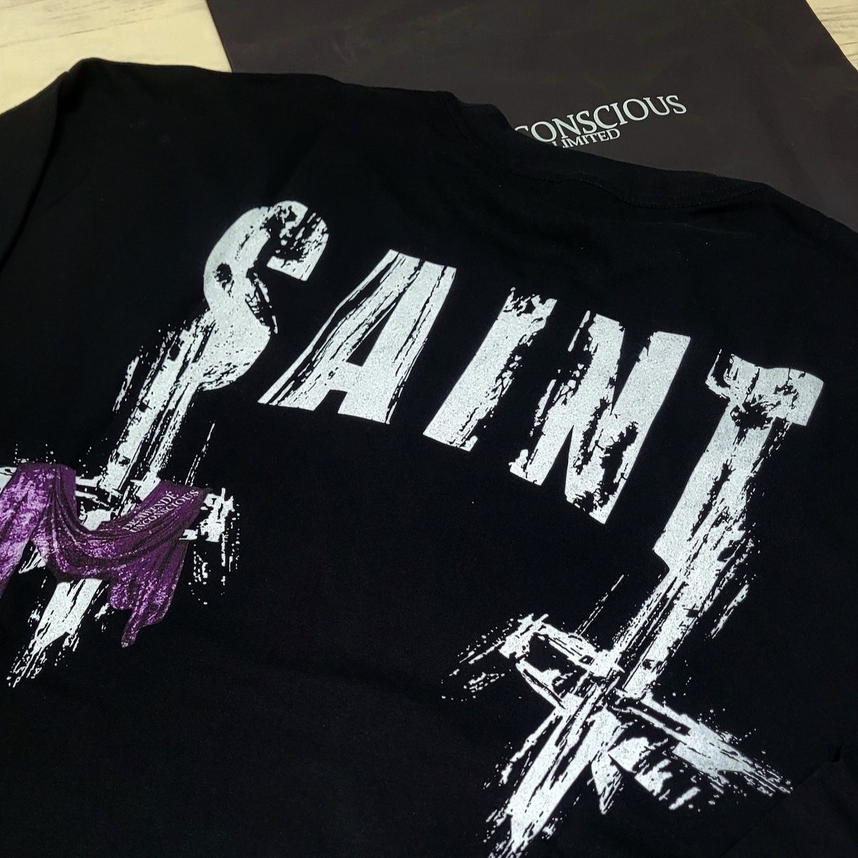 Awende Saint Black LS T-Shirt 착용 스타일