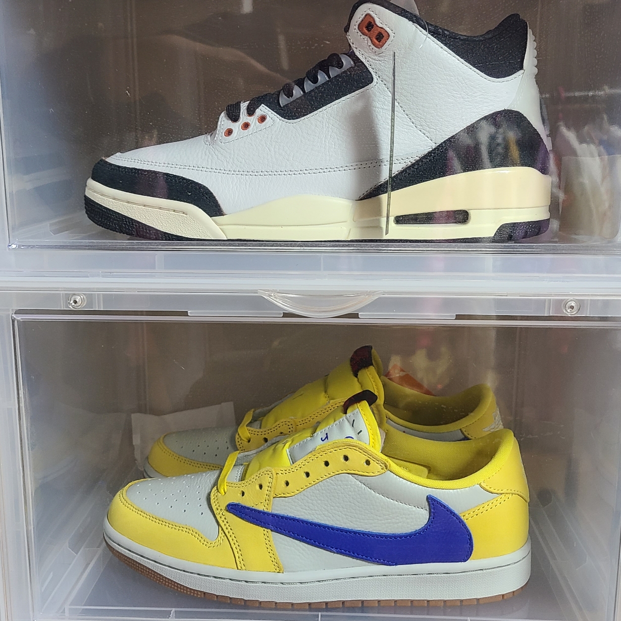 (W) Jordan 1 x Travis Scott Retro Low OG SP Canary 착용 스타일 - 2