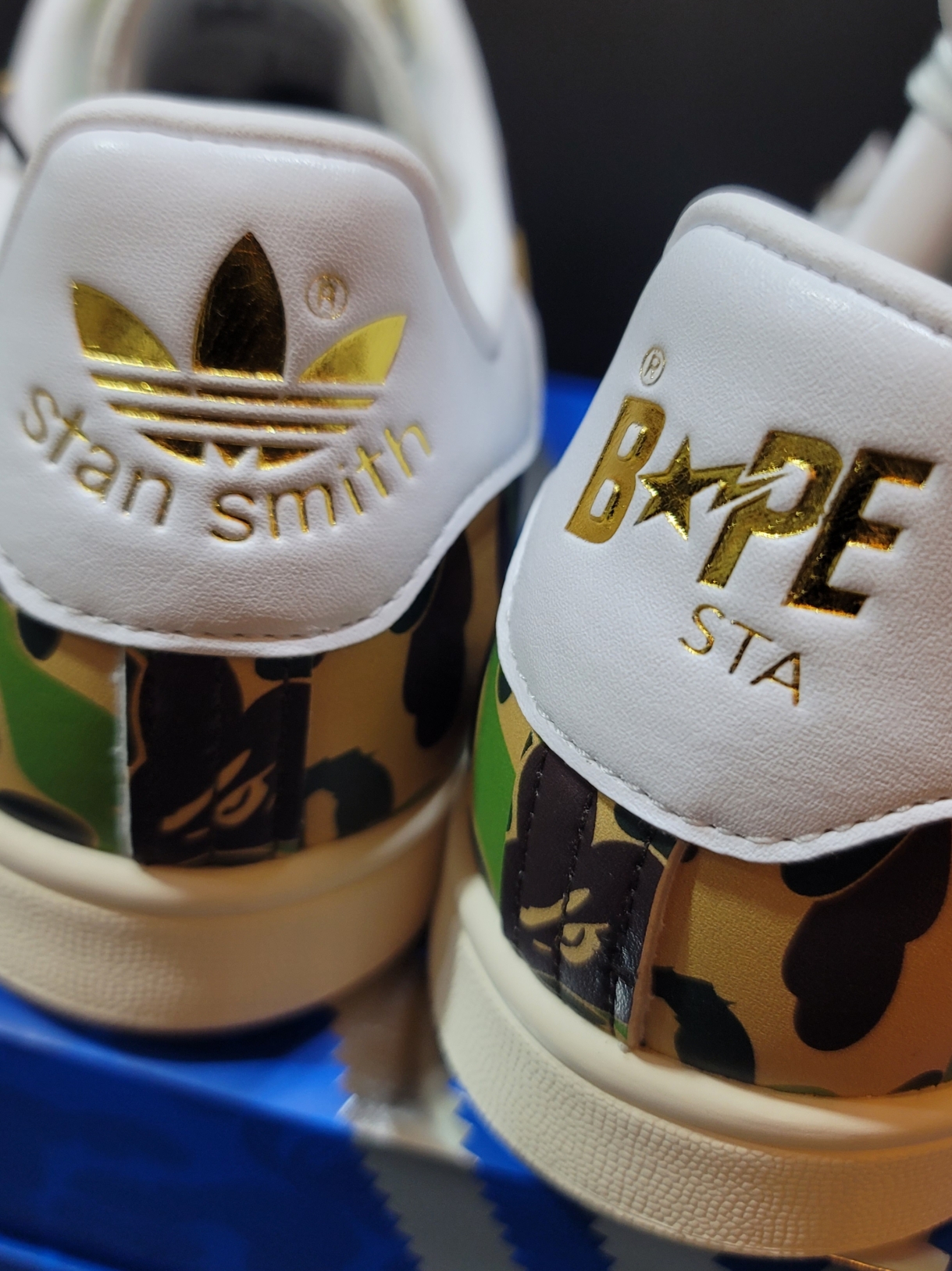 Adidas x BAPE Stan Smith Cloud White 착용 스타일 - 3