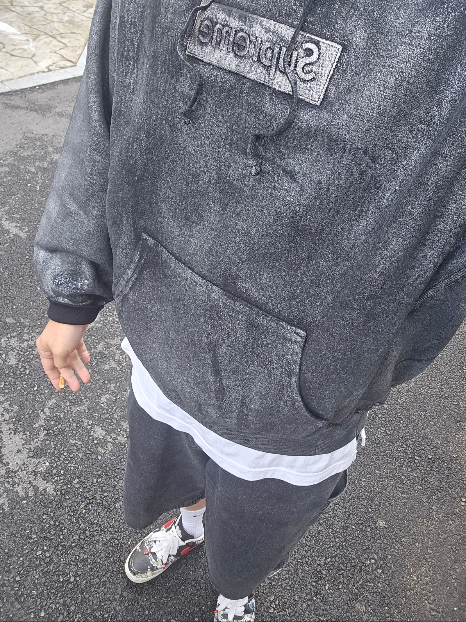 Supreme x MM6 Maison Margiela Foil Box Logo Hooded Sweatshirt Black - 24SS, Nike x Peaceminusone Air Force 1 Low Para-Noise - Korea Exclusive 착용 스타일