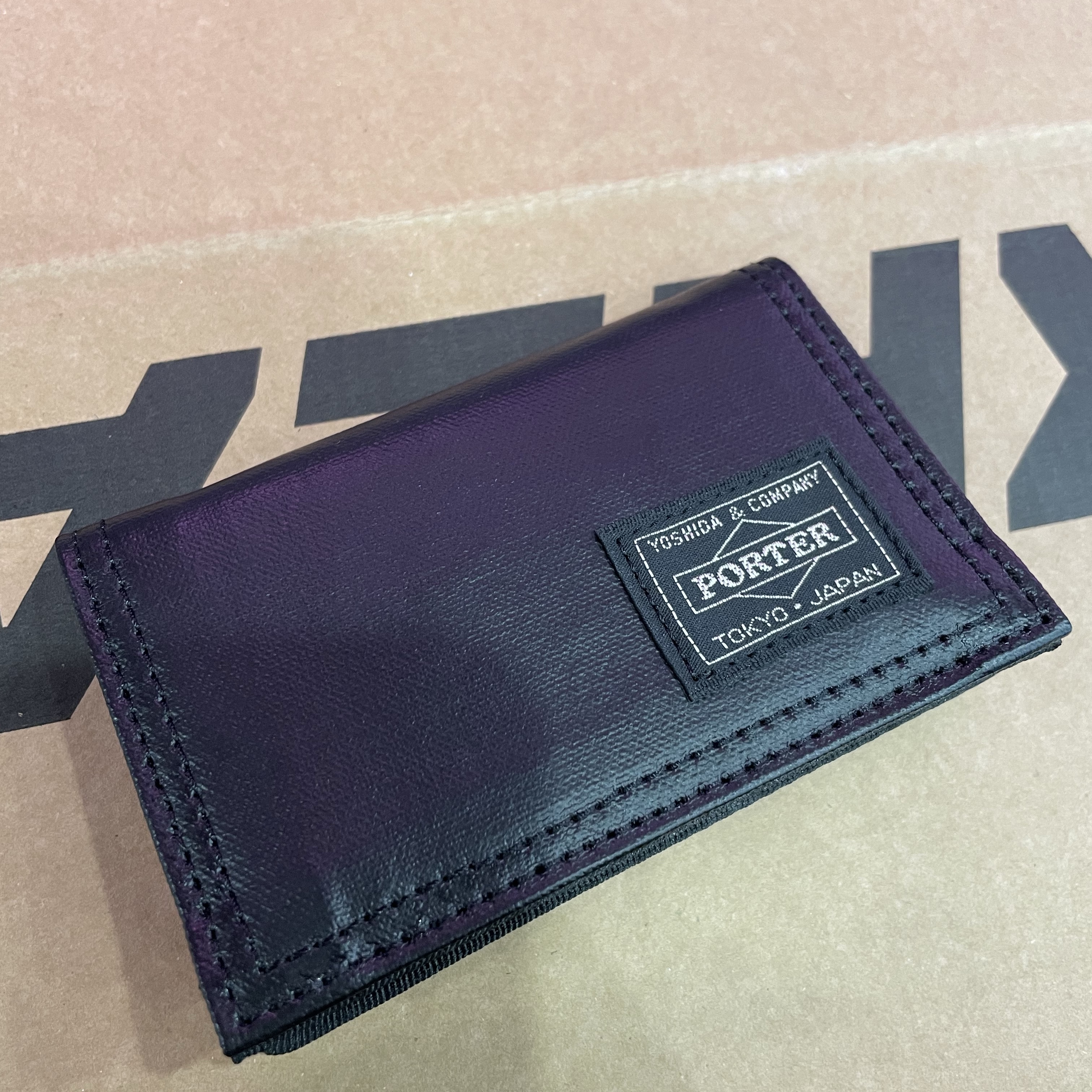 Porter Free Style Card Case Black 착용 스타일 - 1