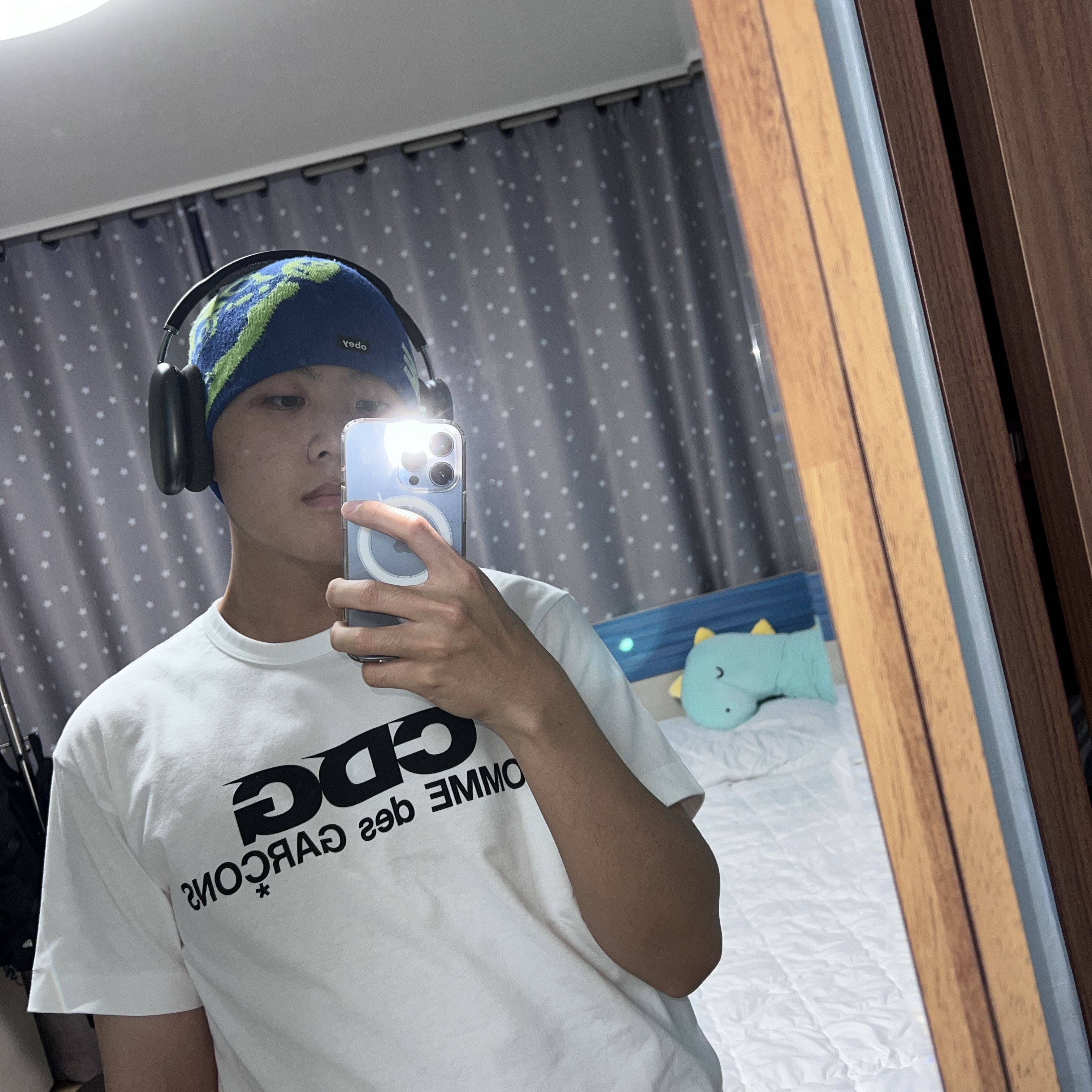 CDG Logo T-Shirt White, Apple AirPods Max Lightning Space Gray (Korean Ver.) 착용 스타일 - 1