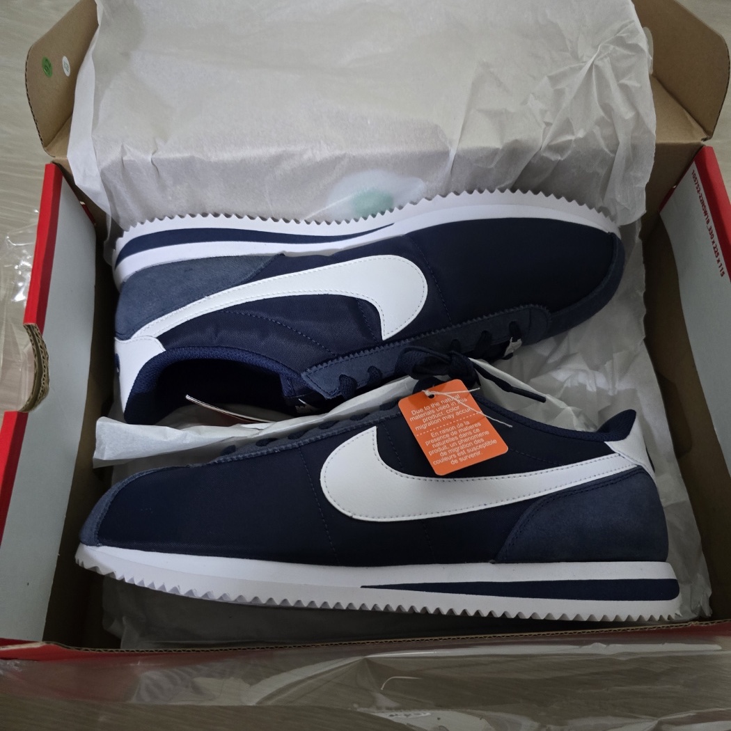 Nike Cortez TXT Midnight Navy White 착용 스타일 - 1