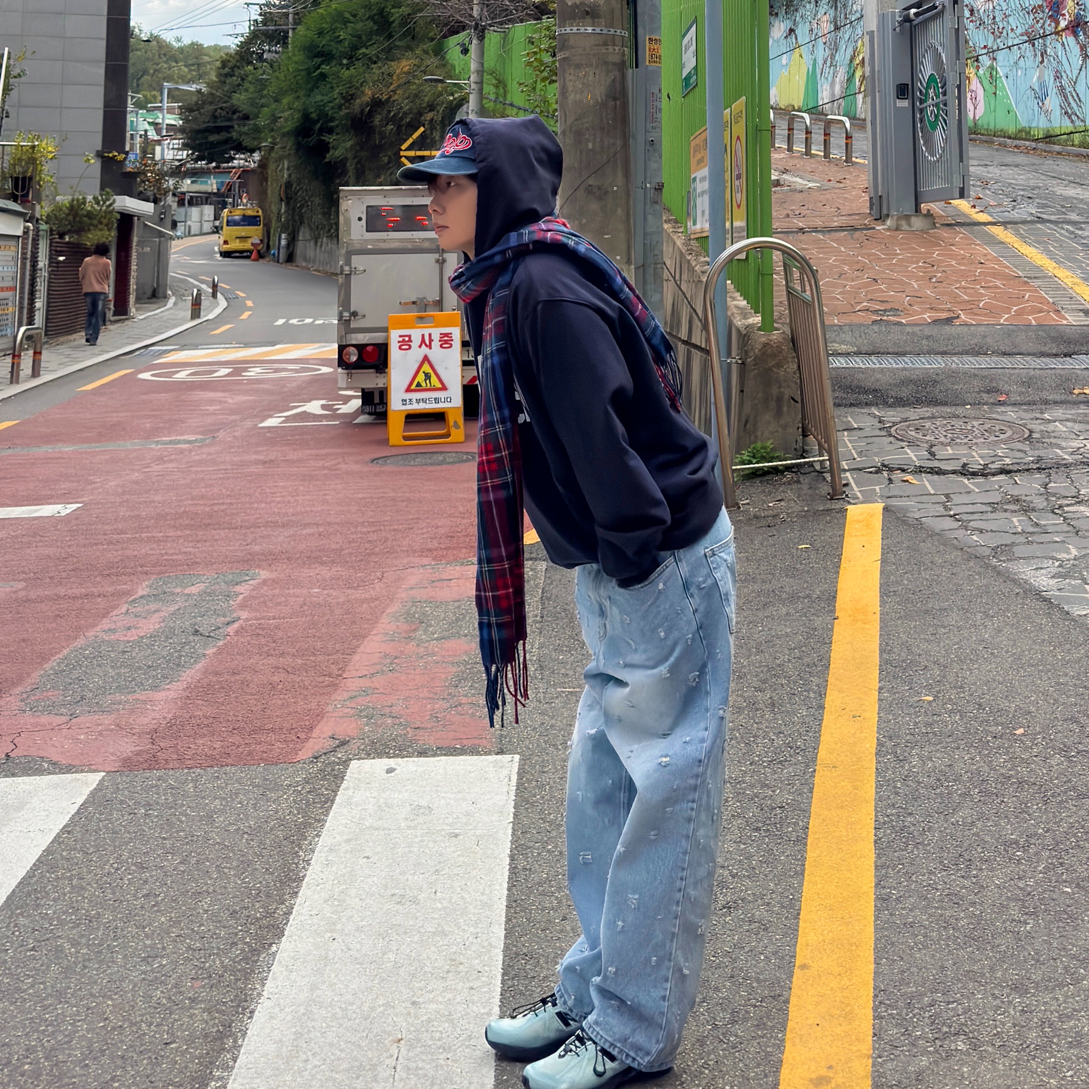 New Balance x Cayl 1906R Blue 착용 스타일 - 1