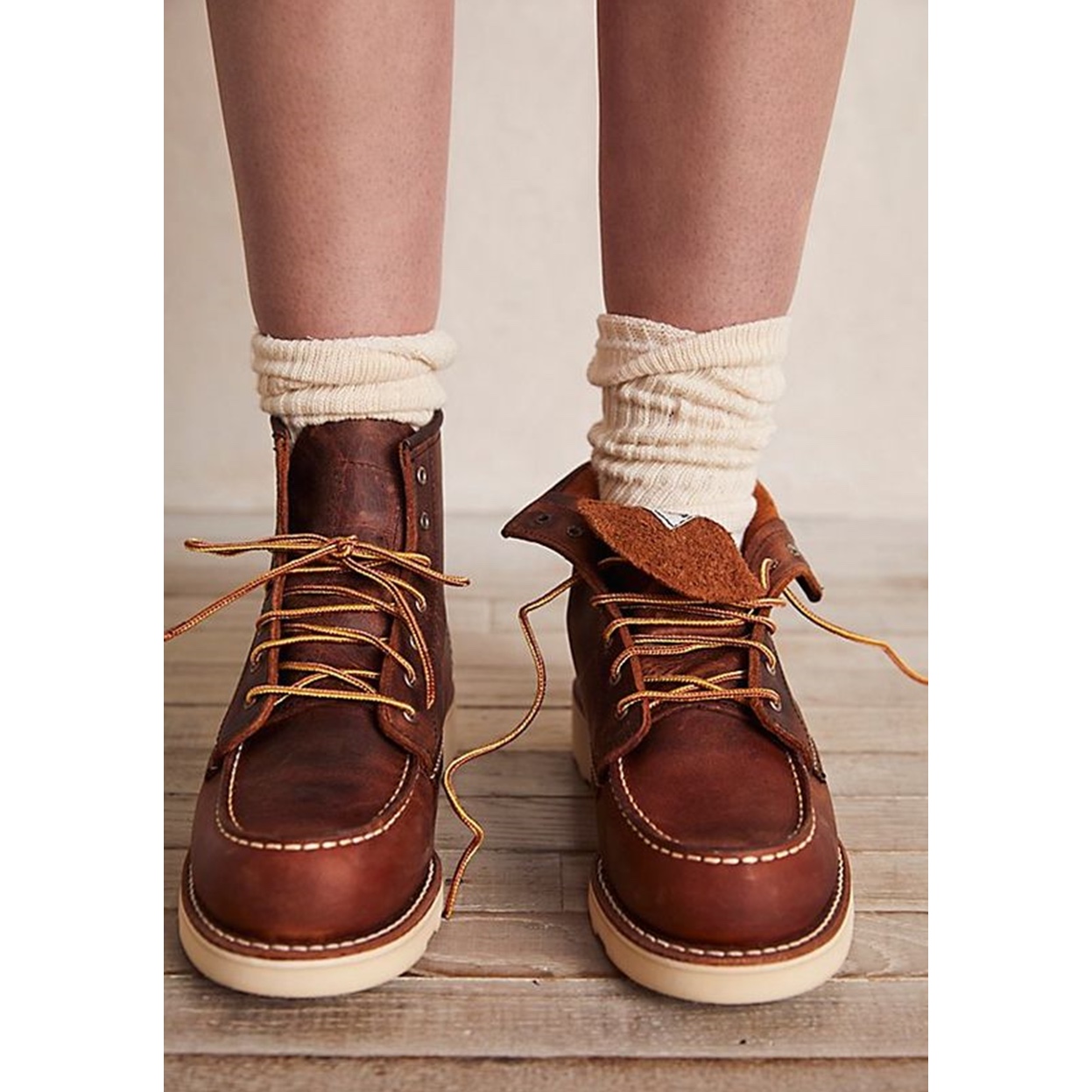 Red Wing 6 Inch Classic Moc Toe 1907 Copper Rough & Tough - D, Red Wing 6 Inch Classic Moc Toe 875 Oro Legacy - D 착용 스타일 - 4