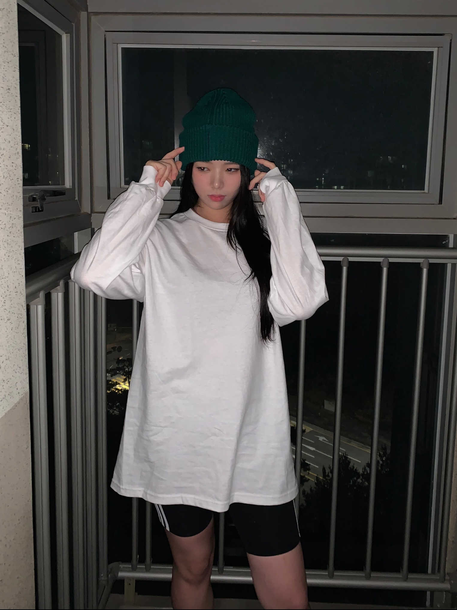AAA Heavy Cotton 1304 Long Sleeve T-Shirt White Black (2Pack) 착용 스타일 - 4