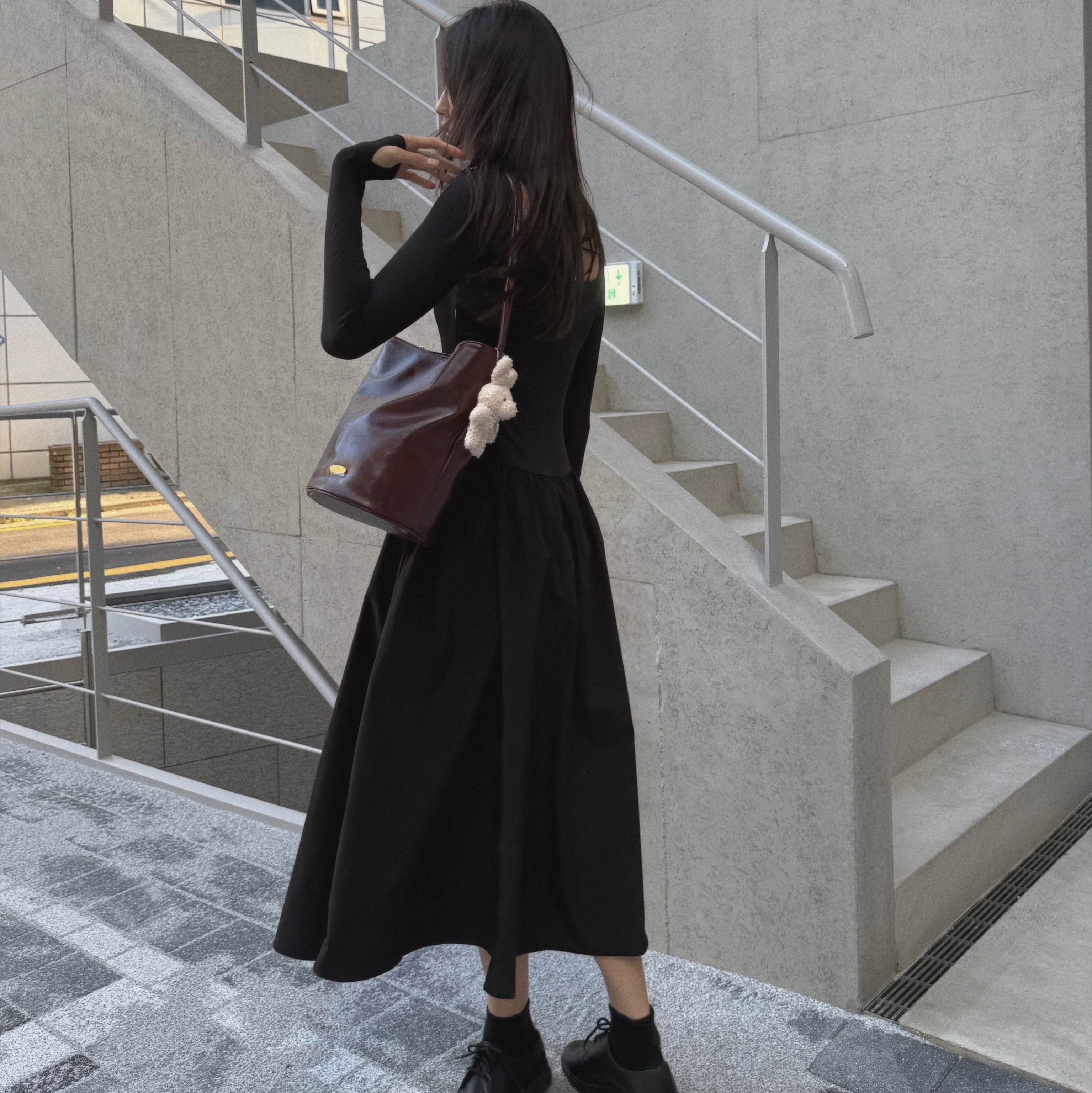 Dr. Martens 1461 Smooth Black 착용 스타일 - 5