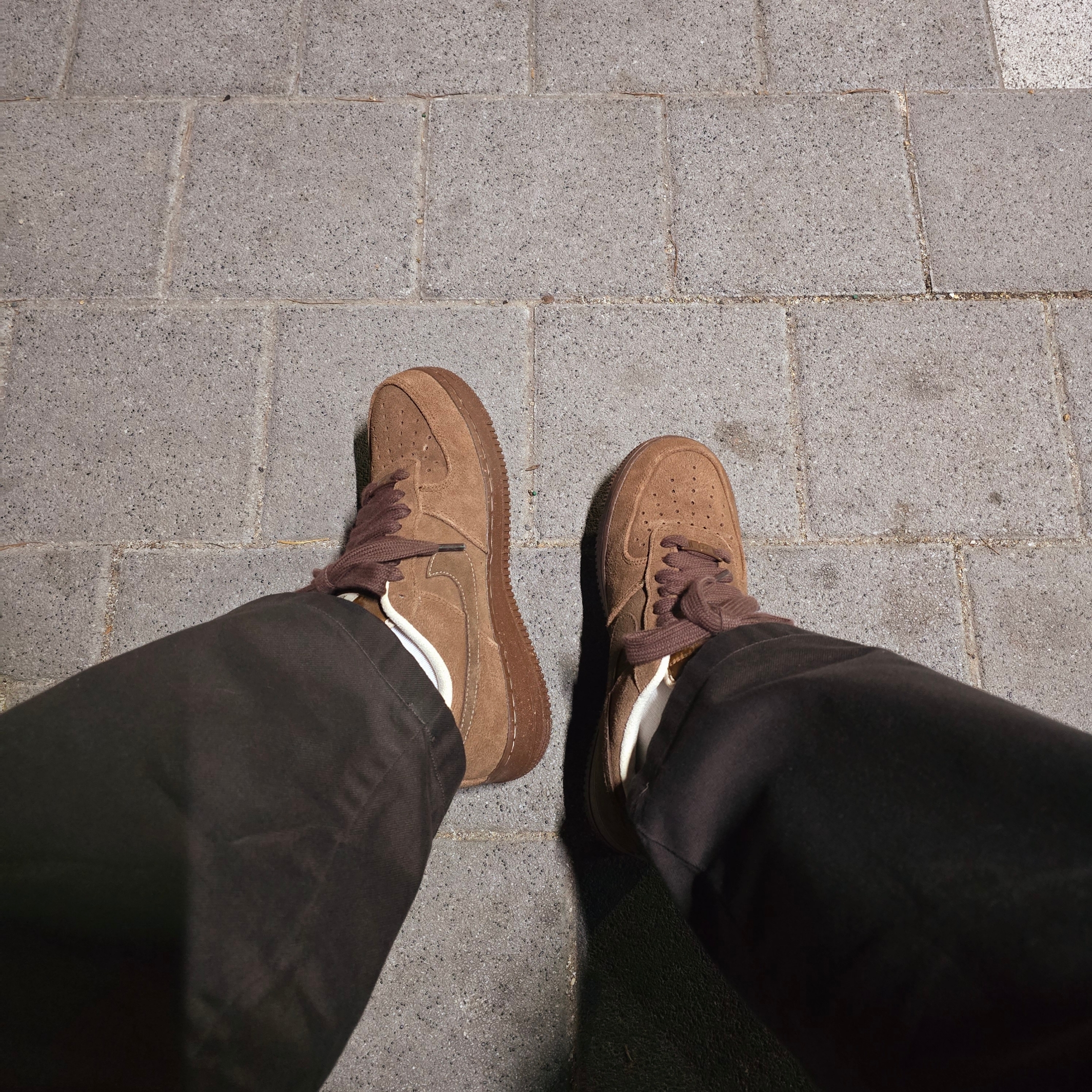 (W) Nike Air Force 1 '07 Cacao Wow 착용 스타일 - 2