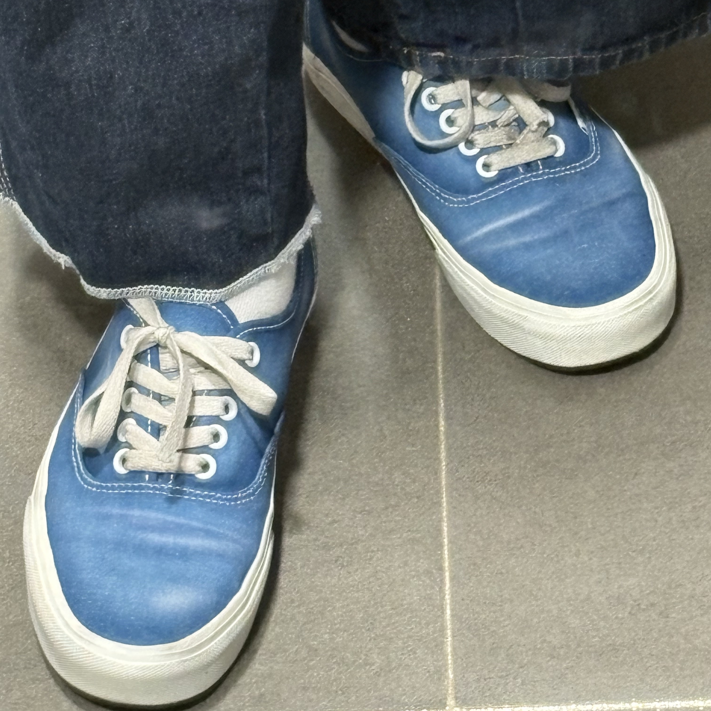 Vans Authentic Wave Washed Blue 착용 스타일 - 2