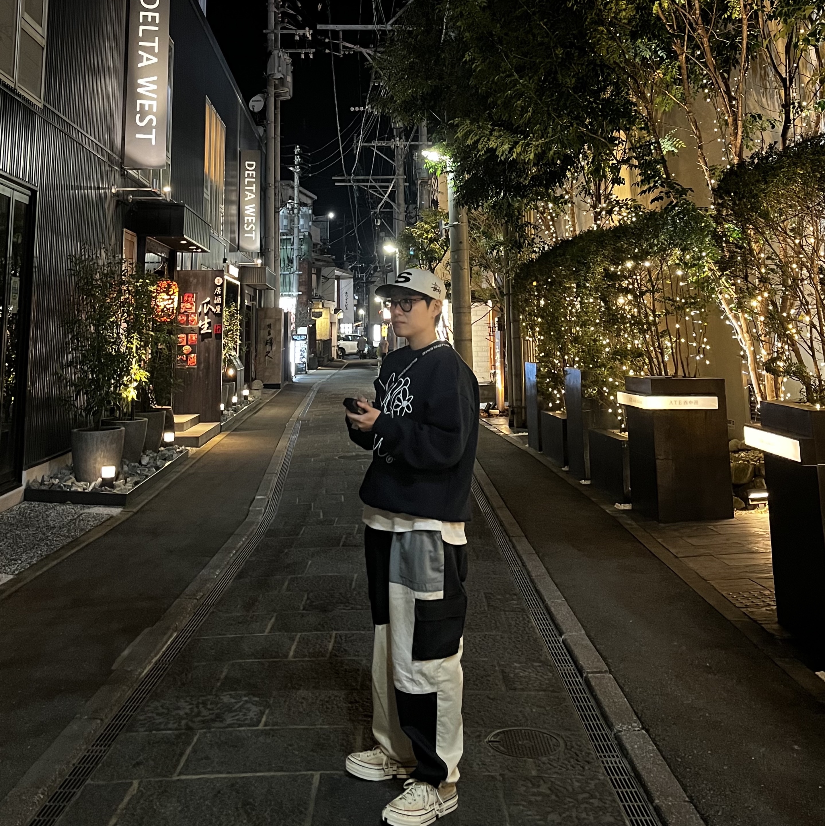 Stussy Chenille S Low Pro Cap Natural, Converse x Feng Chen Wang Chuck 70 Ox 2-in-1 Brown Rice 착용 스타일