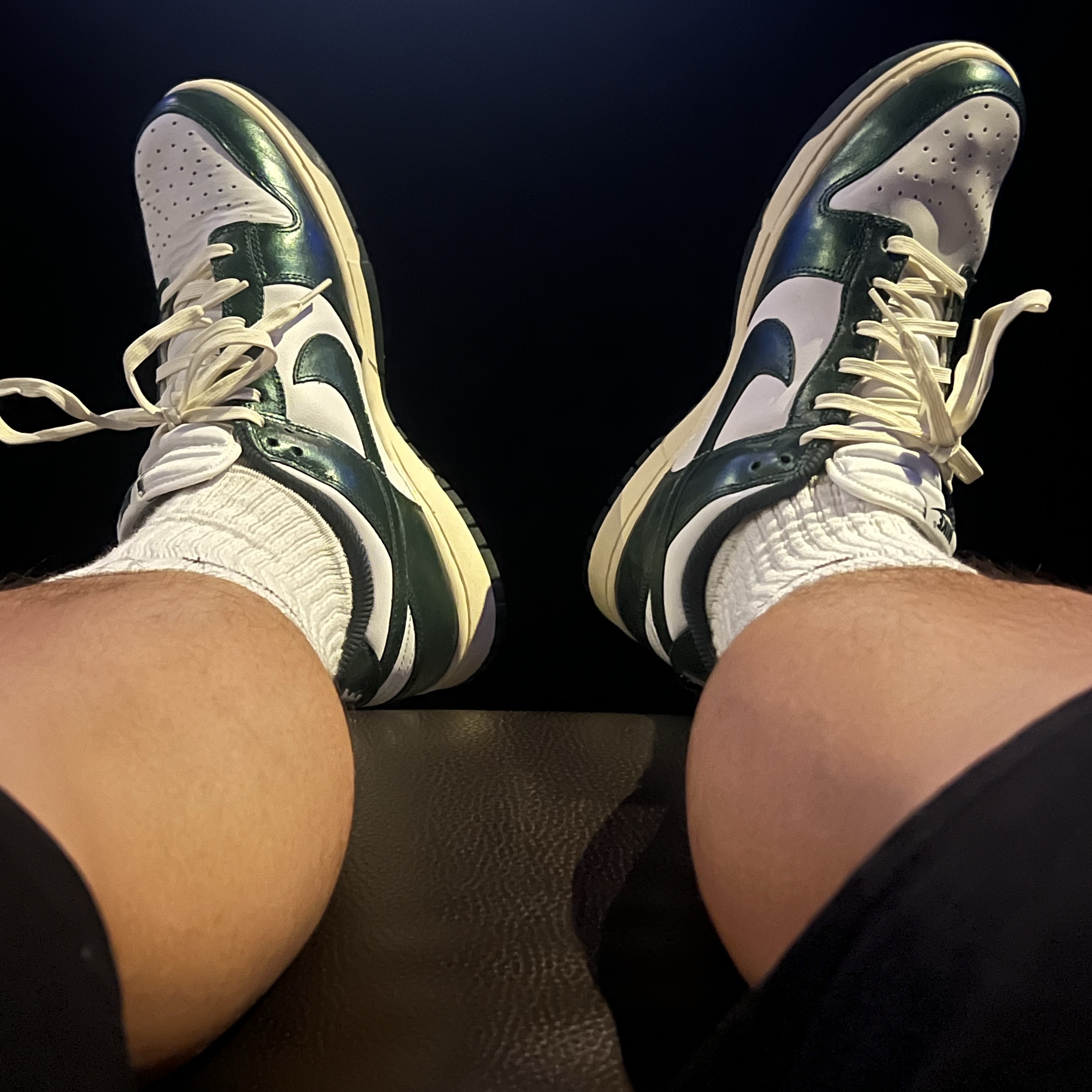 (W) Nike Dunk Low Vintage Green 착용 스타일