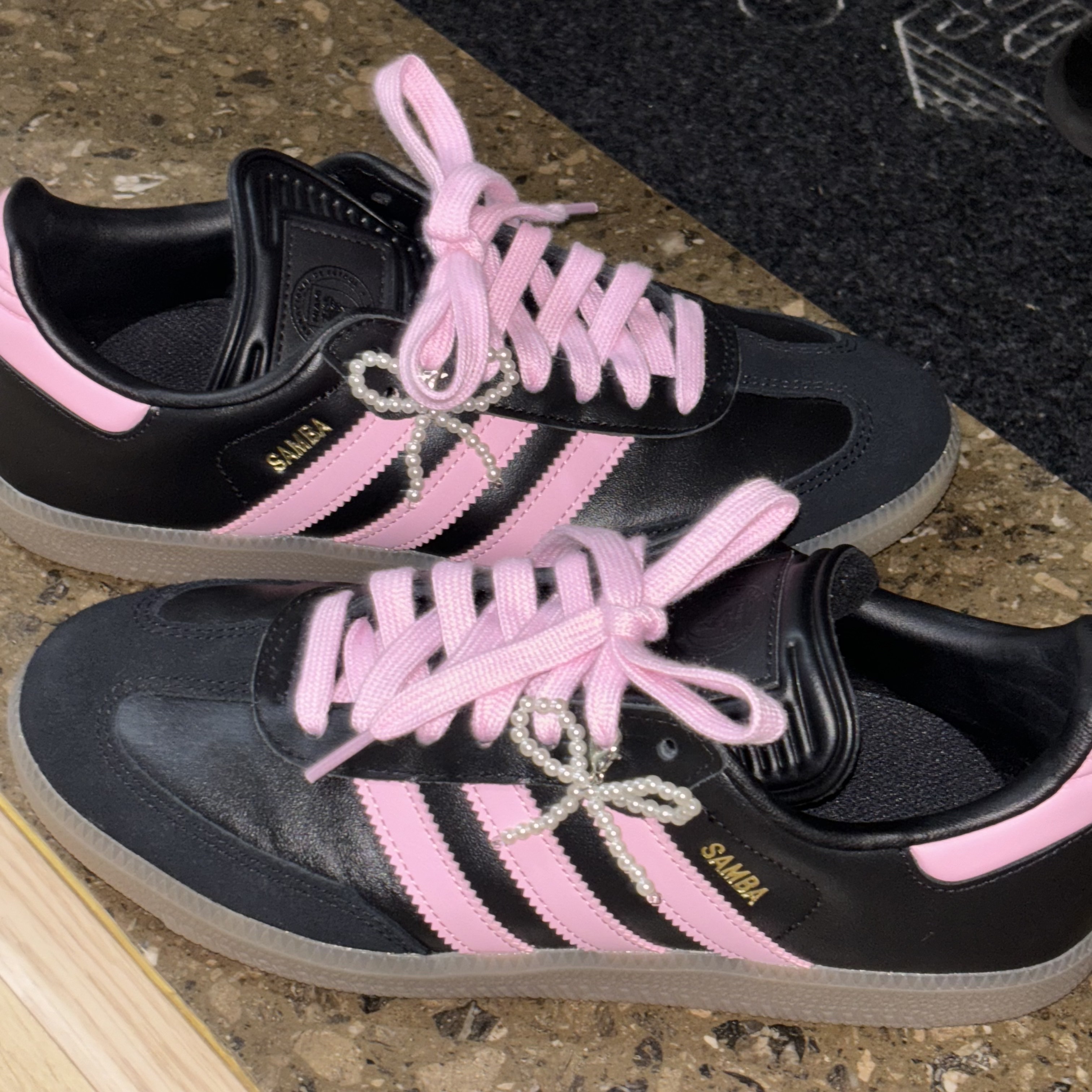Adidas x Inter Miami CF Samba Core Black Light Pink 착용 스타일 - 2