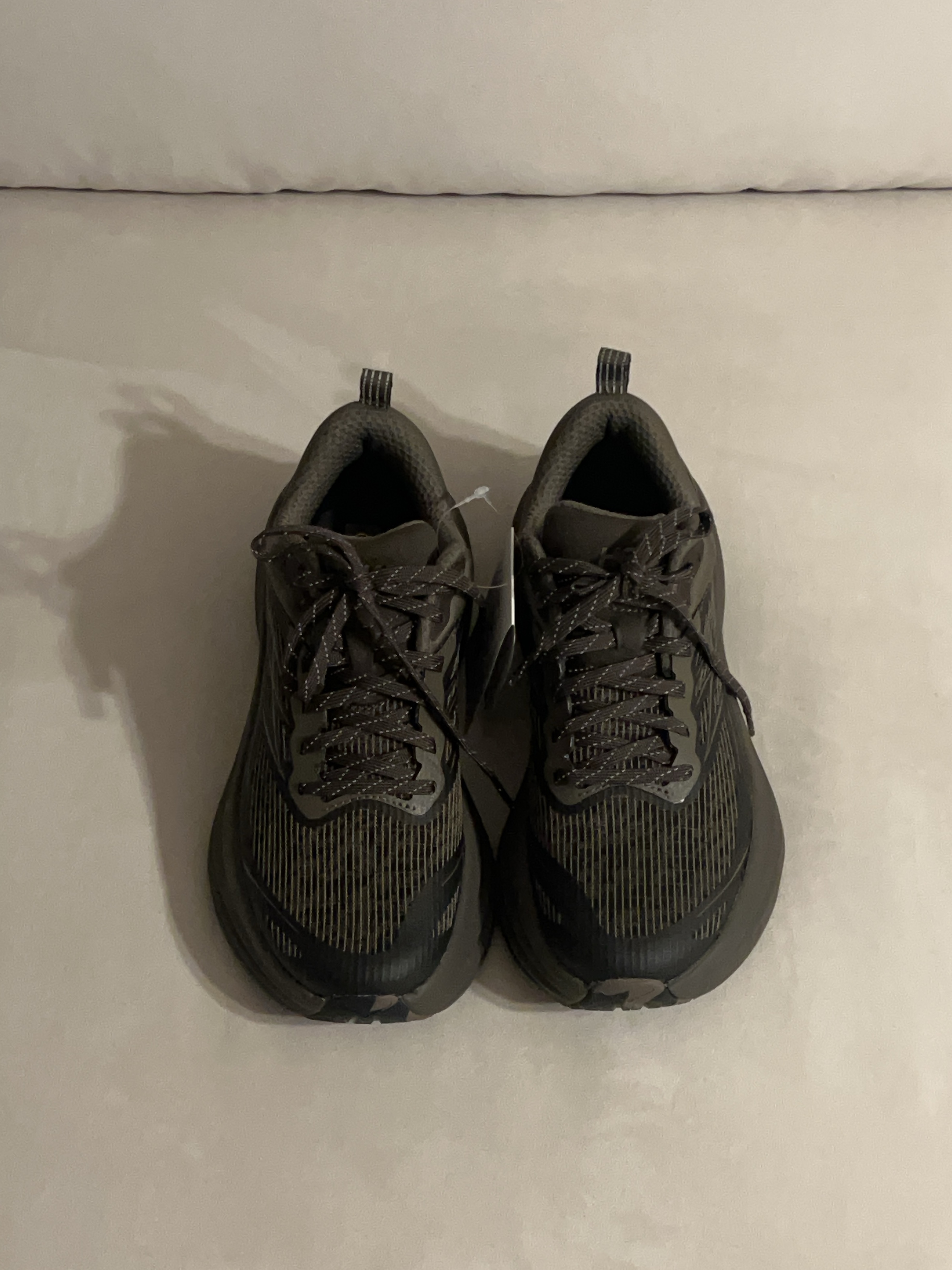 Hoka Bondi 8 TS Caged Deep Umber 착용 스타일