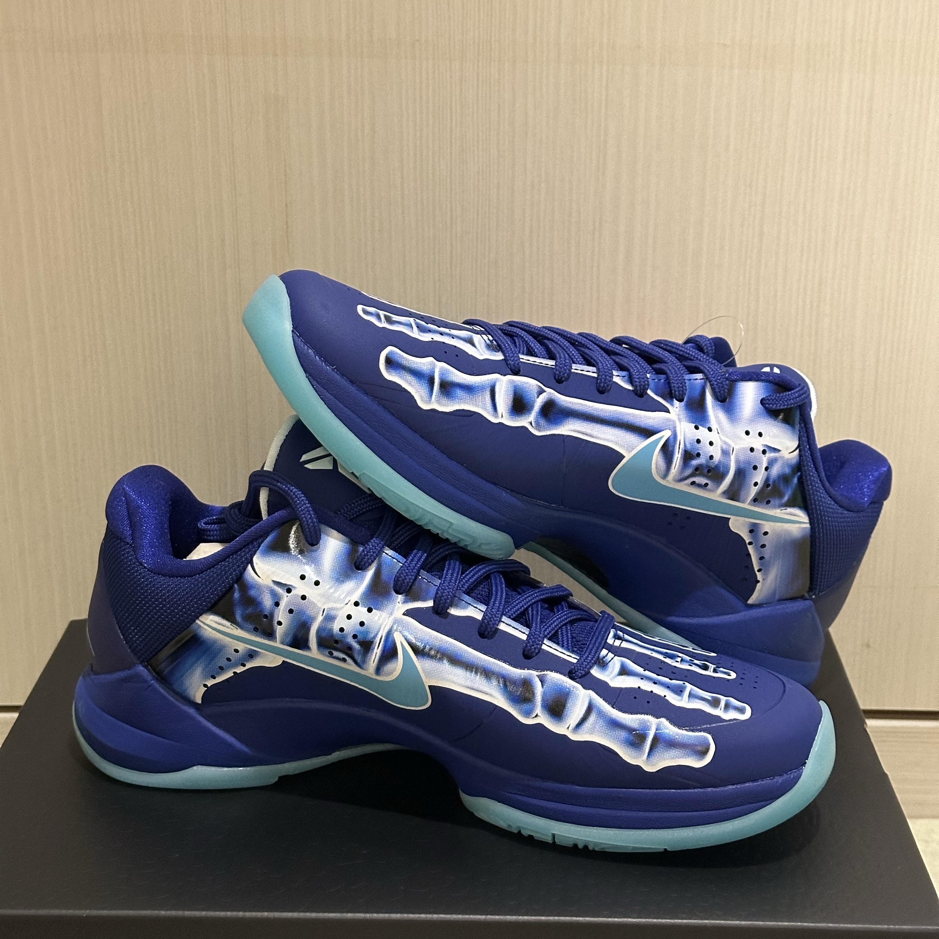 Nike Kobe 5 Protro Deep Royal Blue 착용 스타일 - 5