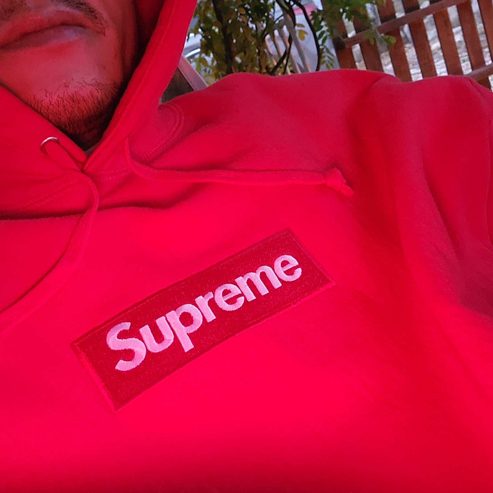 Supreme Jesus Piece S Logo New Era Red - 23FW, Supreme Box Logo Hooded Sweatshirt Red - 23FW 착용 스타일 - 3