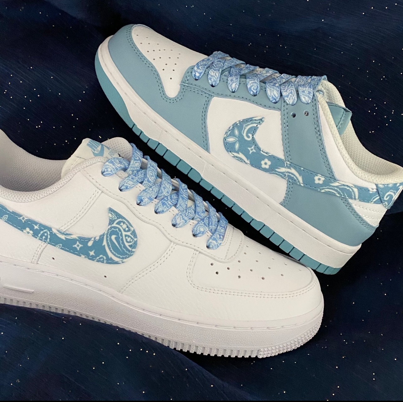 (W) Nike Dunk Low Essential Blue Paisley 착용 스타일