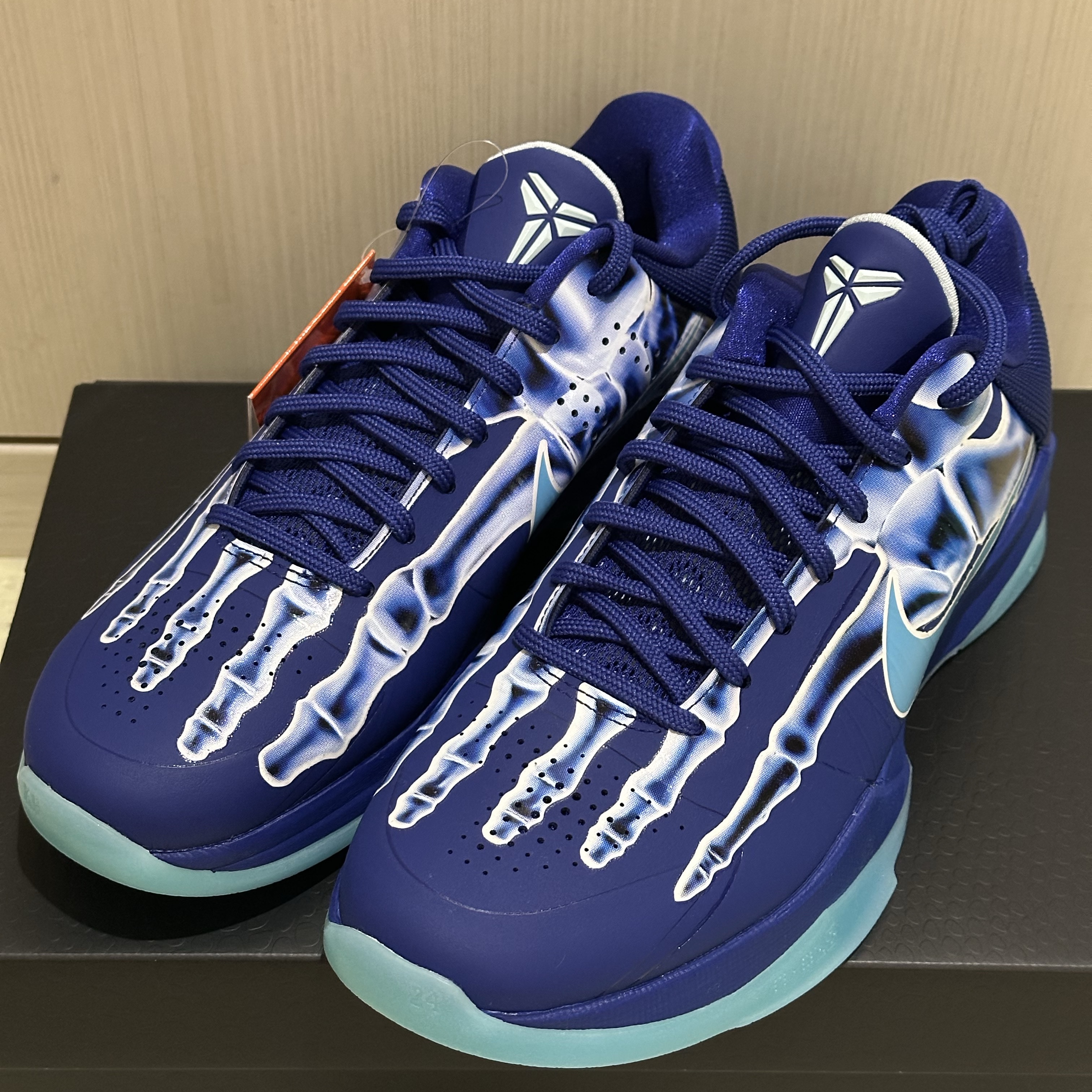 Nike Kobe 5 Protro Deep Royal Blue 착용 스타일 - 2