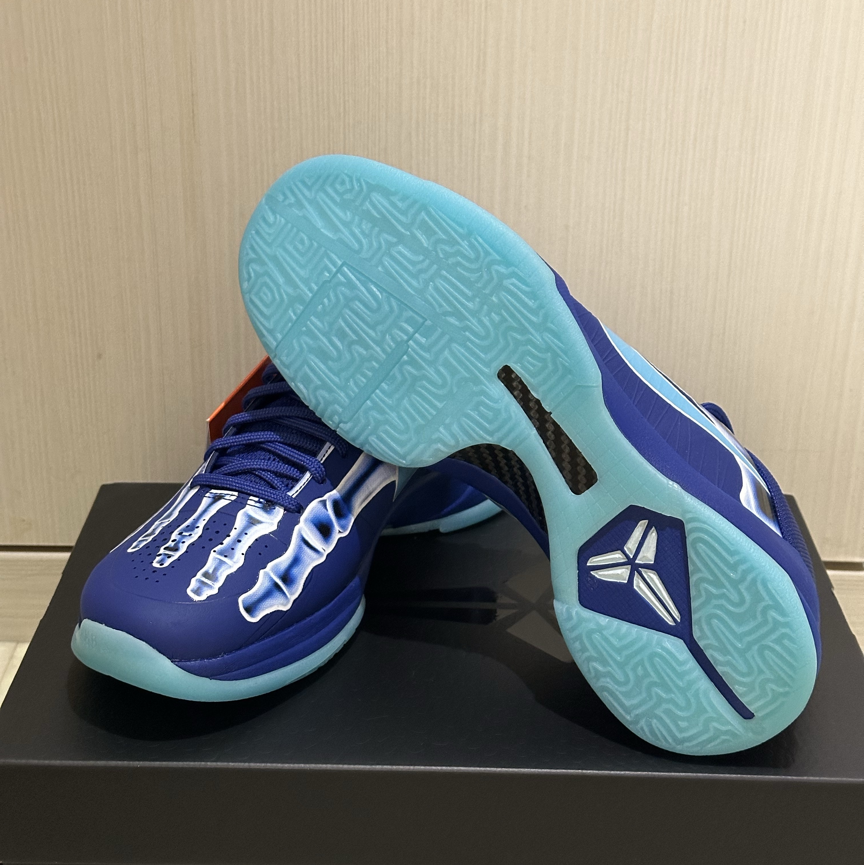 Nike Kobe 5 Protro Deep Royal Blue 착용 스타일 - 3