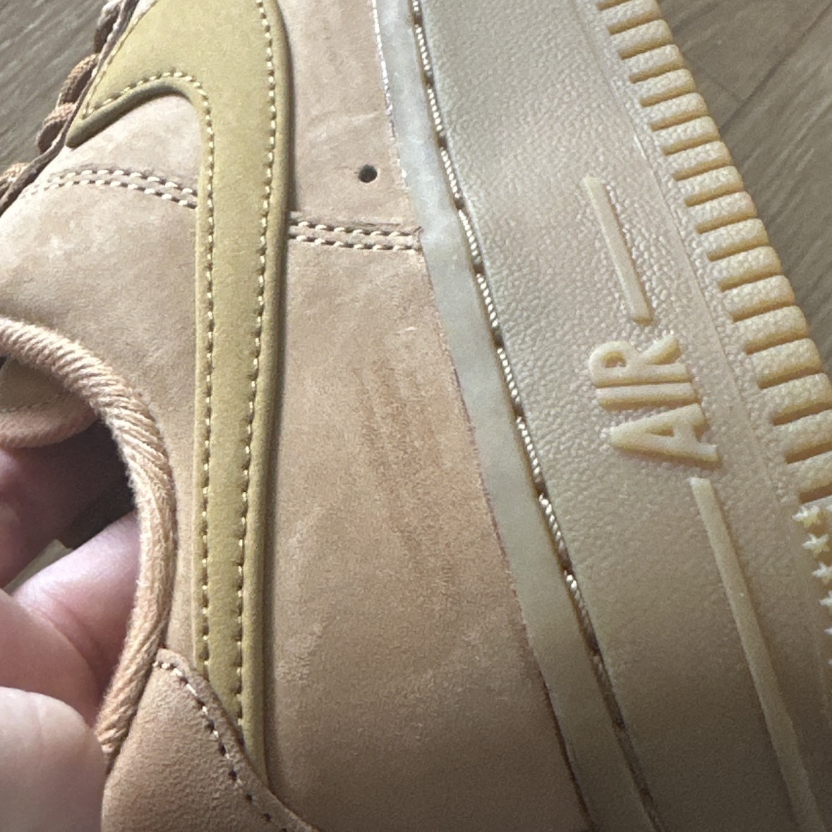 (W) Nike Air Force 1 '07 WB Flax Wheat 착용 스타일 - 1