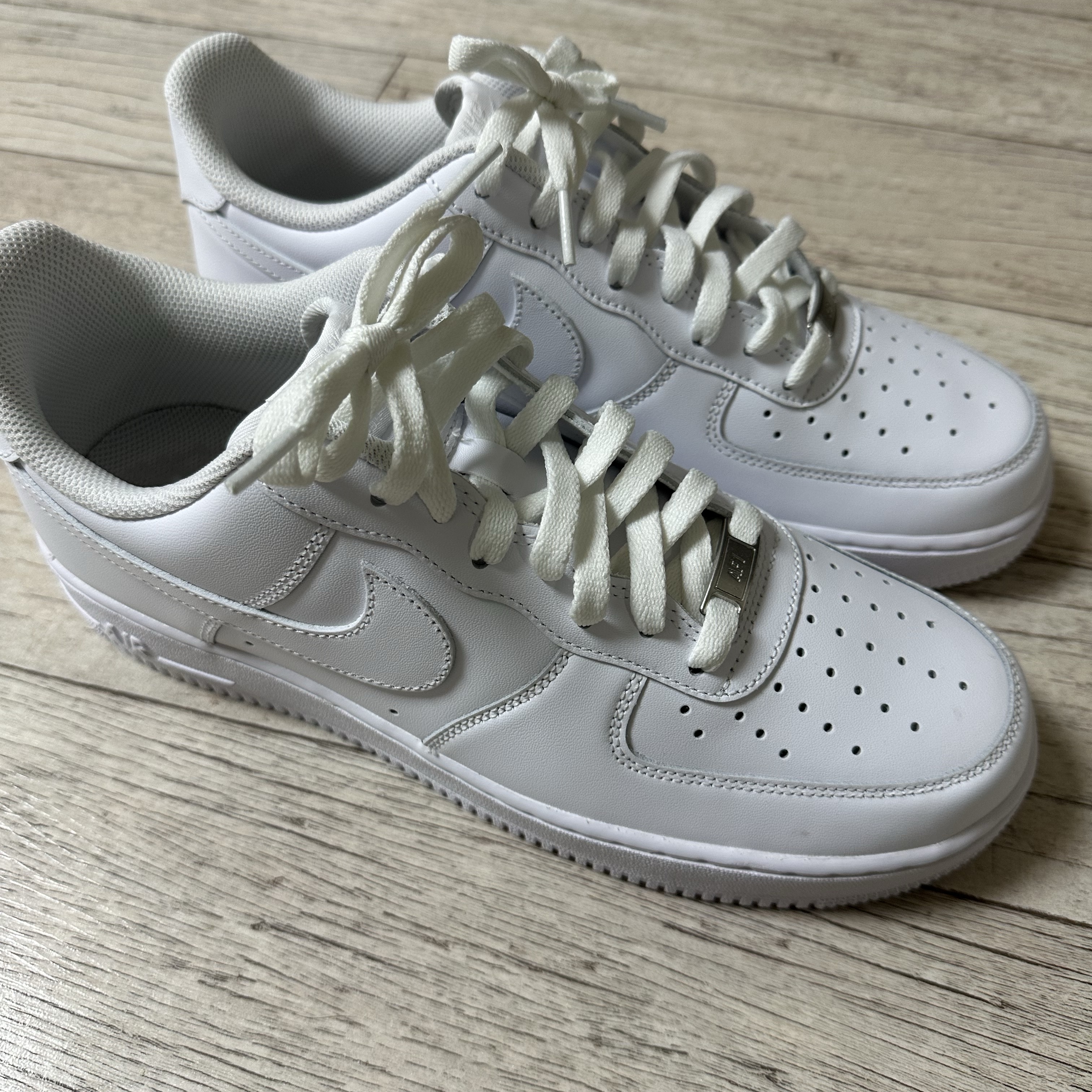 Nike Air Force 1 '07 Low White 착용 스타일