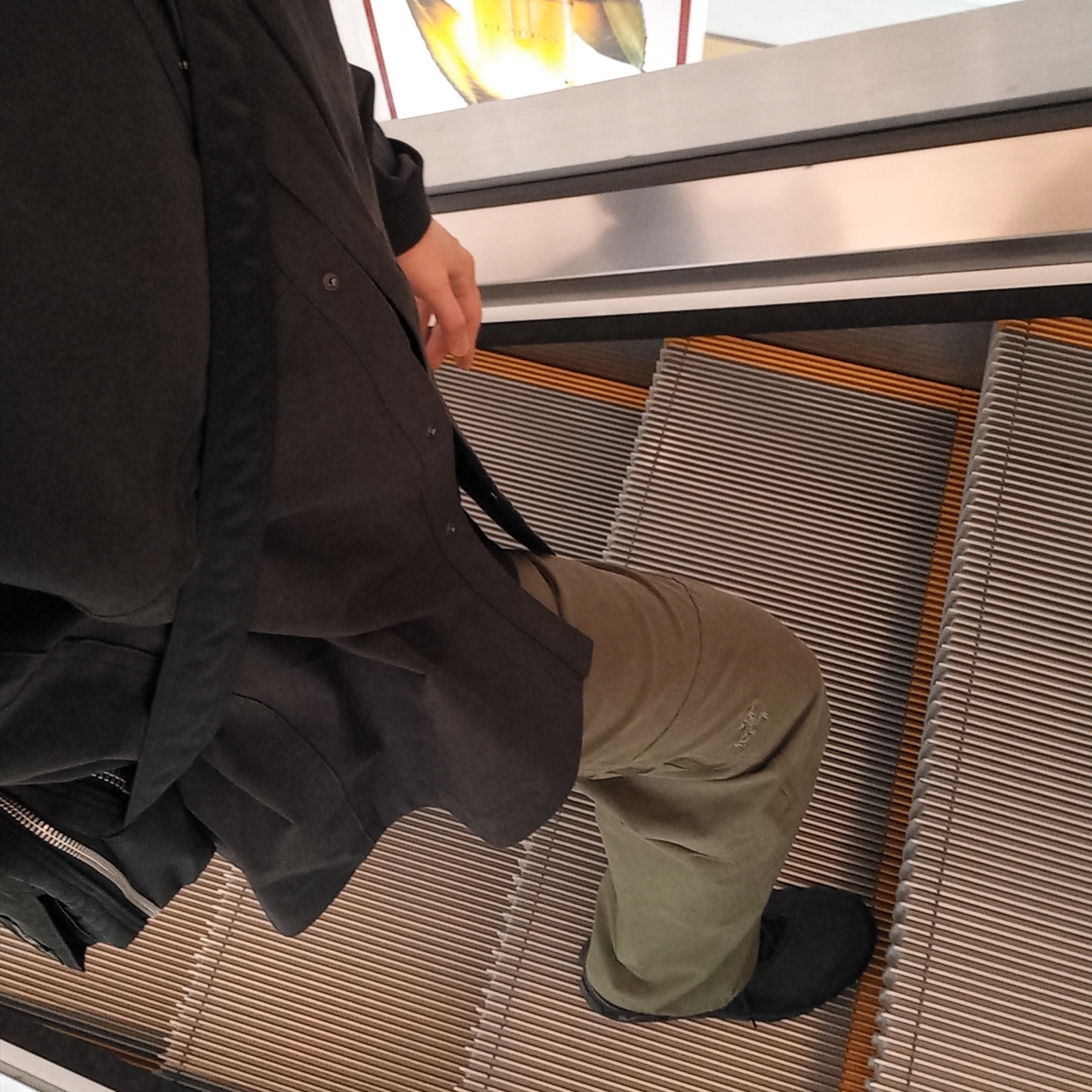 Arc'teryx Cronin Cotton Overshirt Black, Arc'teryx Cronin Cotton Pants Tatsu 착용 스타일 - 2