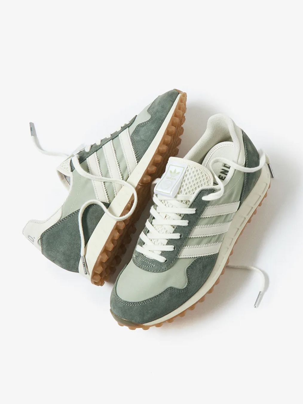 Adidas x END. Gazelle Indoor Laundromat, Adidas x END. SL 72 Laundromat 착용 스타일 - 5