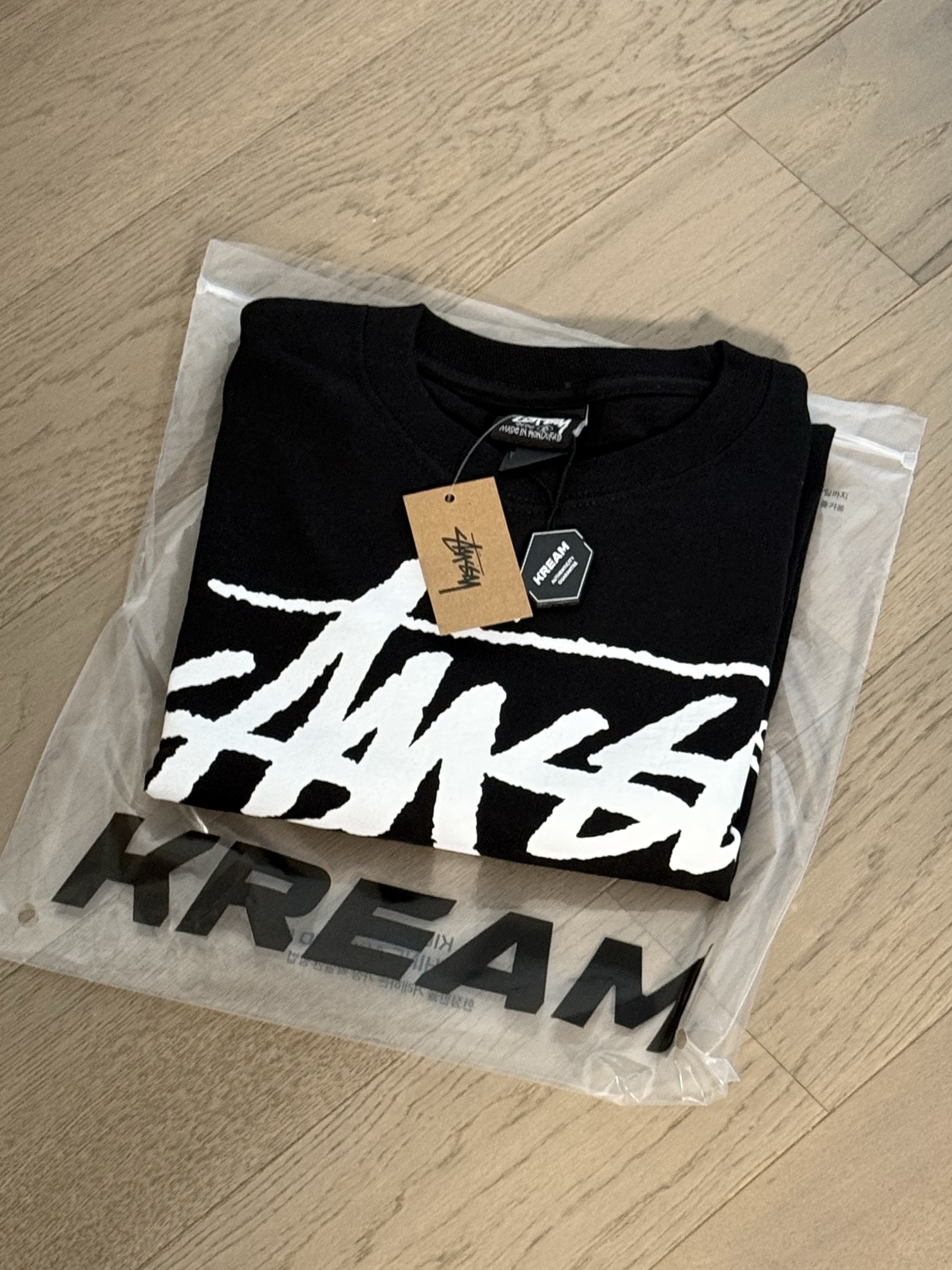 Stussy World Tour LS T-Shirt Black 2024 착용 스타일