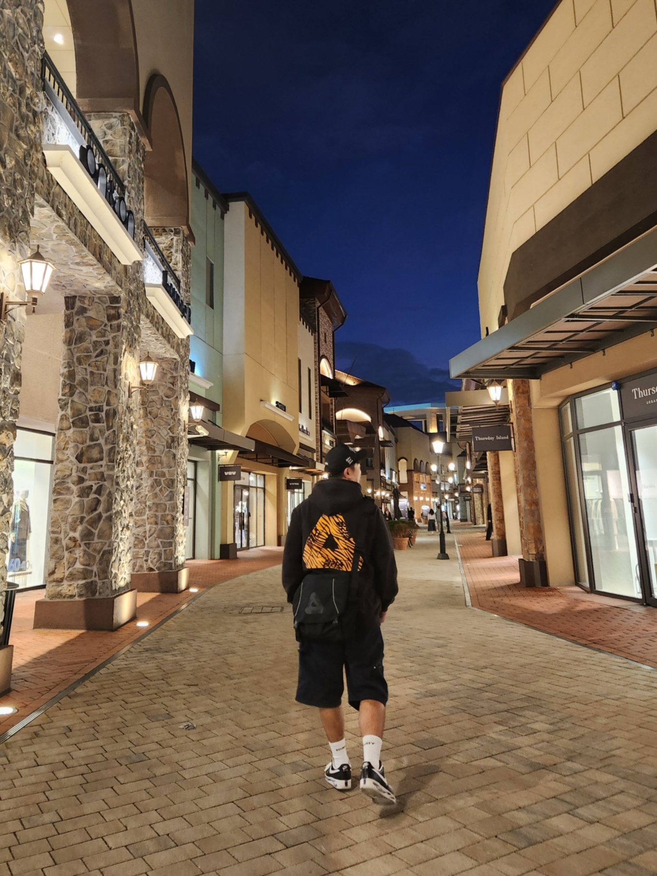 Palace Korea Cap Black - 24SS, Palace Korea Hoodie Black - 24SS 착용 스타일