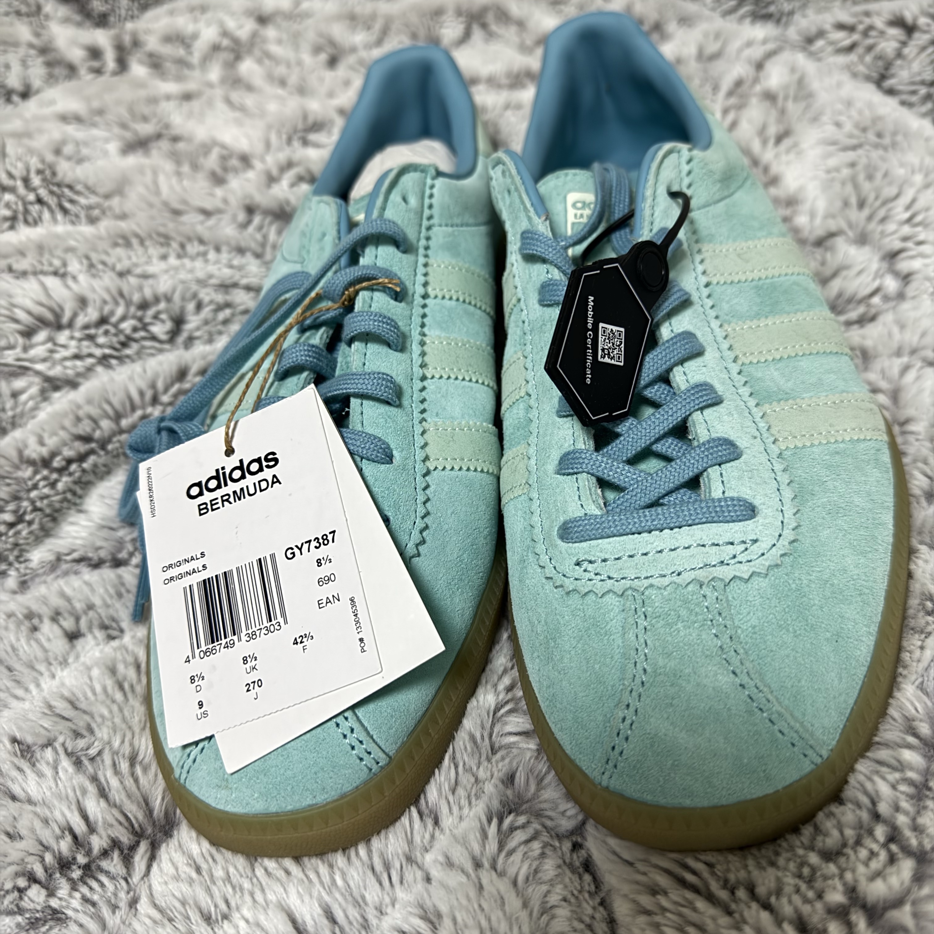 Adidas Bermuda Easy Mint 착용 스타일 - 2