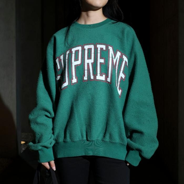 Supreme Inside Out Crewneck Light Pine - 23FW 착용 스타일
