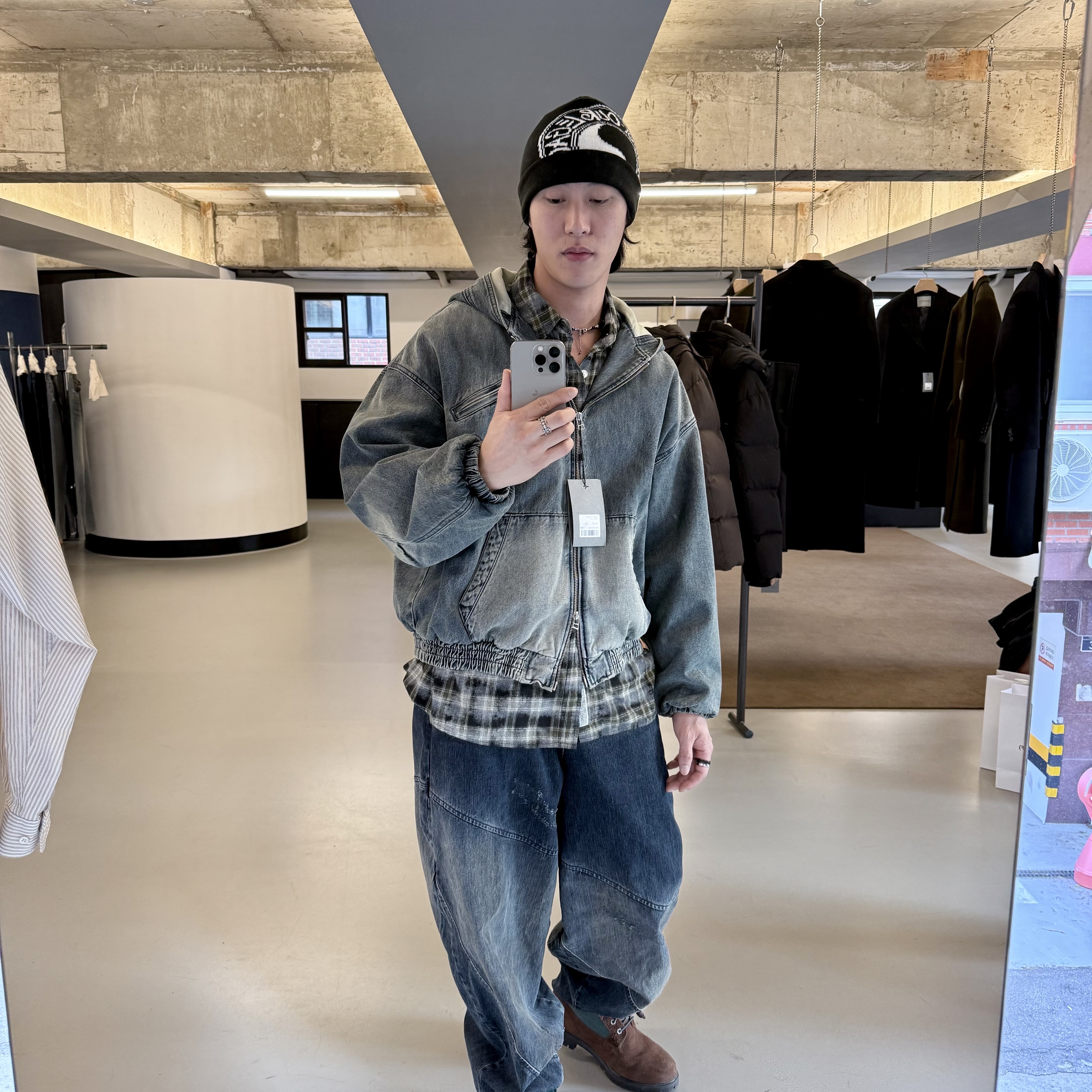 Stussy x Our Legacy Work Shop Skullcap Black, Stussy Canvas Backpack Washed Black 착용 스타일 - 2