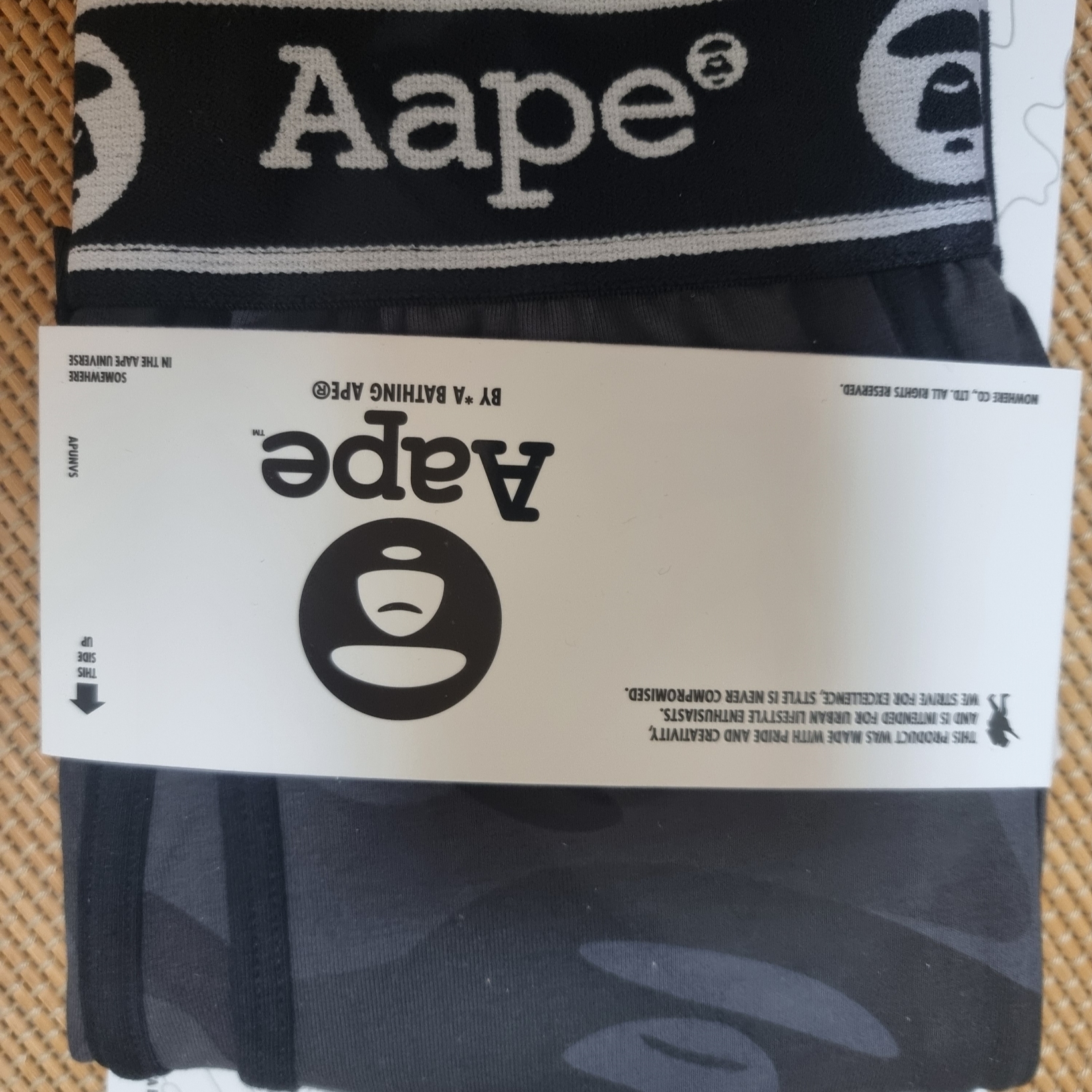AAPE Main Underwear Light Black - 24FW, AAPE Main Underwear Green - 24FW 착용 스타일 - 1