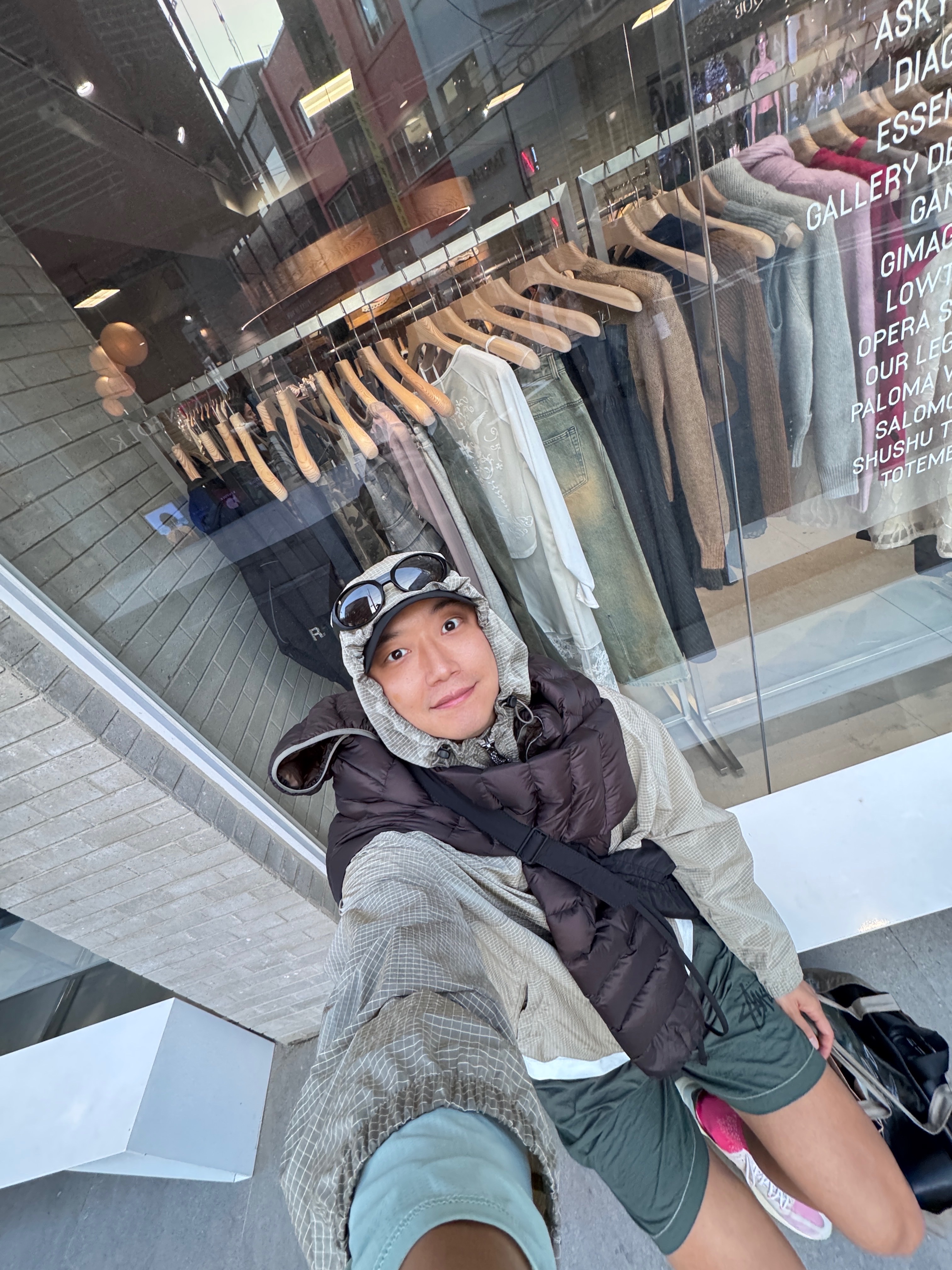 Arc'teryx Cerium Hoody Bitters, Satisfy Mothtech T-Shirt Off White 착용 스타일 - 3