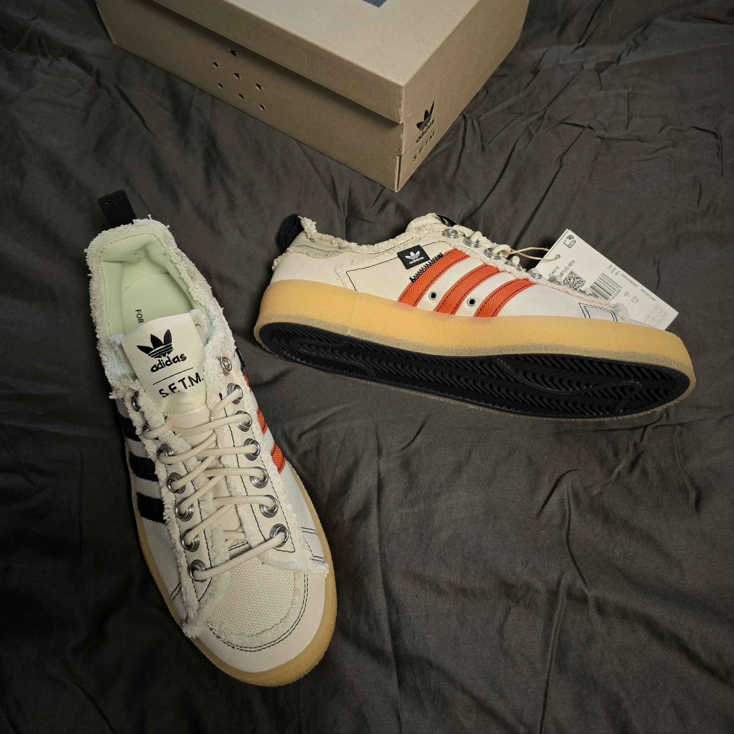 Adidas x Song for the Mute Campus 80s Bliss Core Black 착용 스타일 - 4
